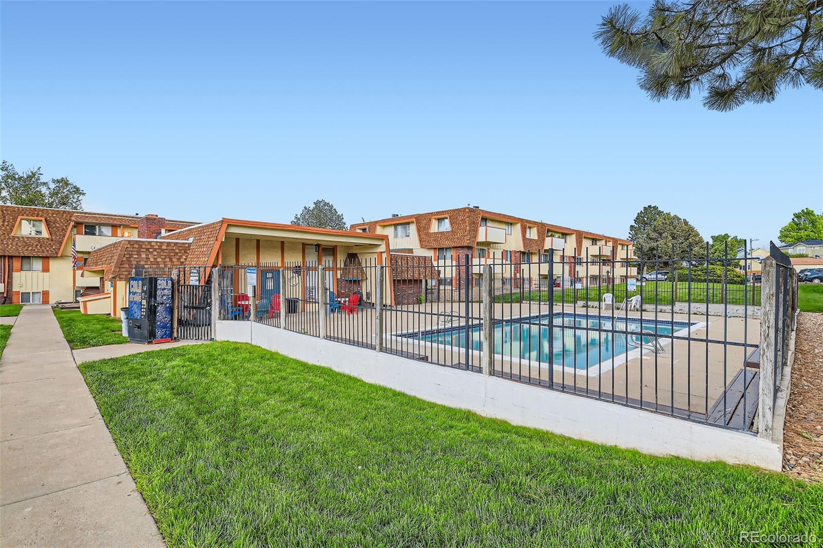 MLS Image #17 for 10211  ura lane,thornton, Colorado