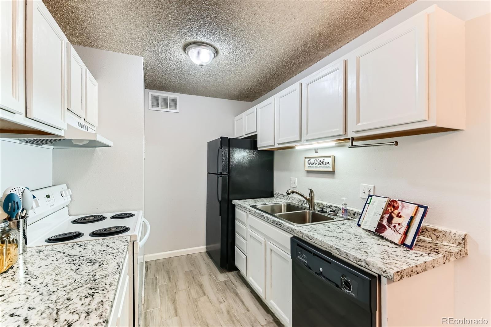 MLS Image #7 for 10211  ura lane,thornton, Colorado