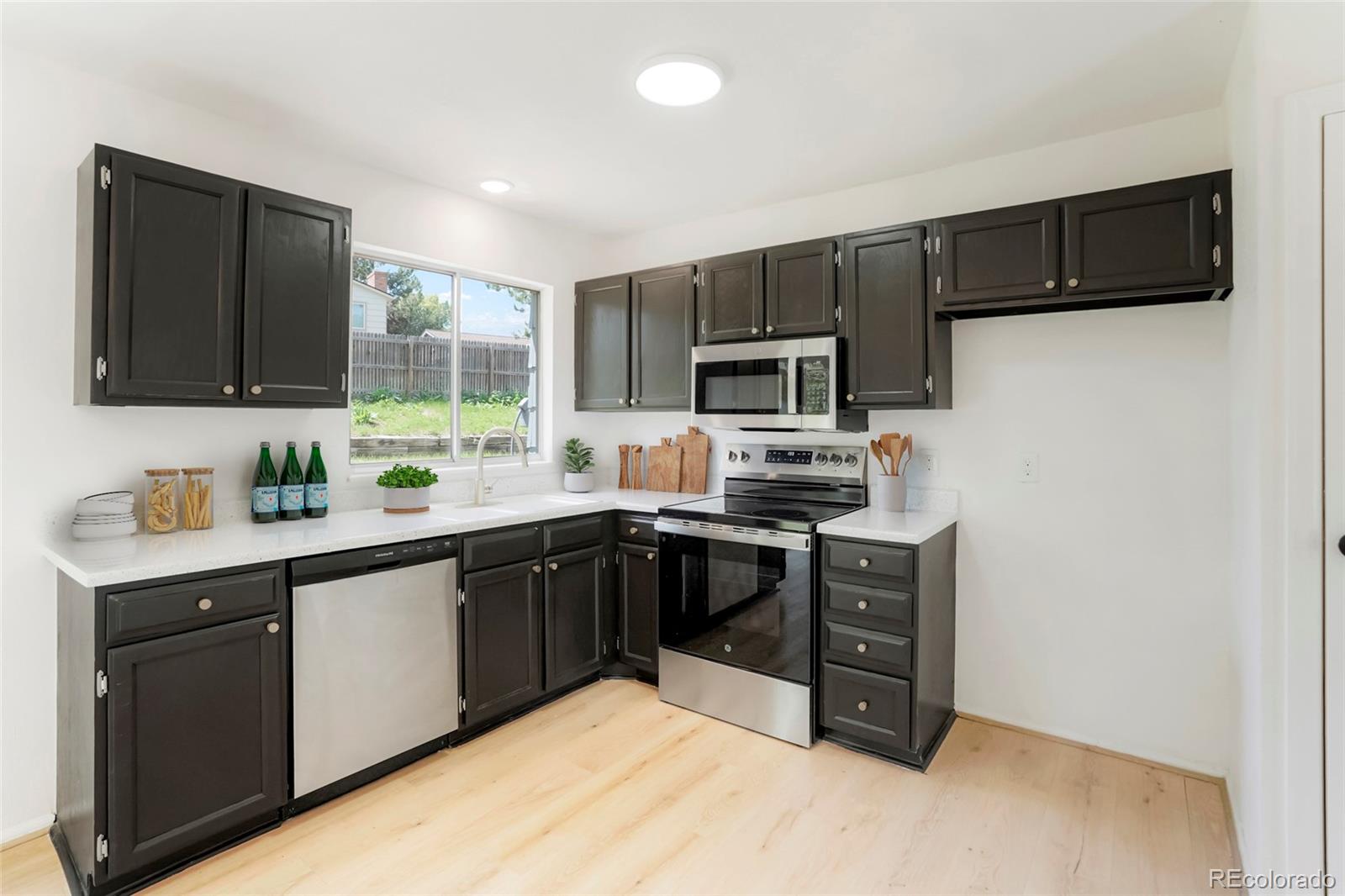 MLS Image #5 for 16322 e idaho place,aurora, Colorado
