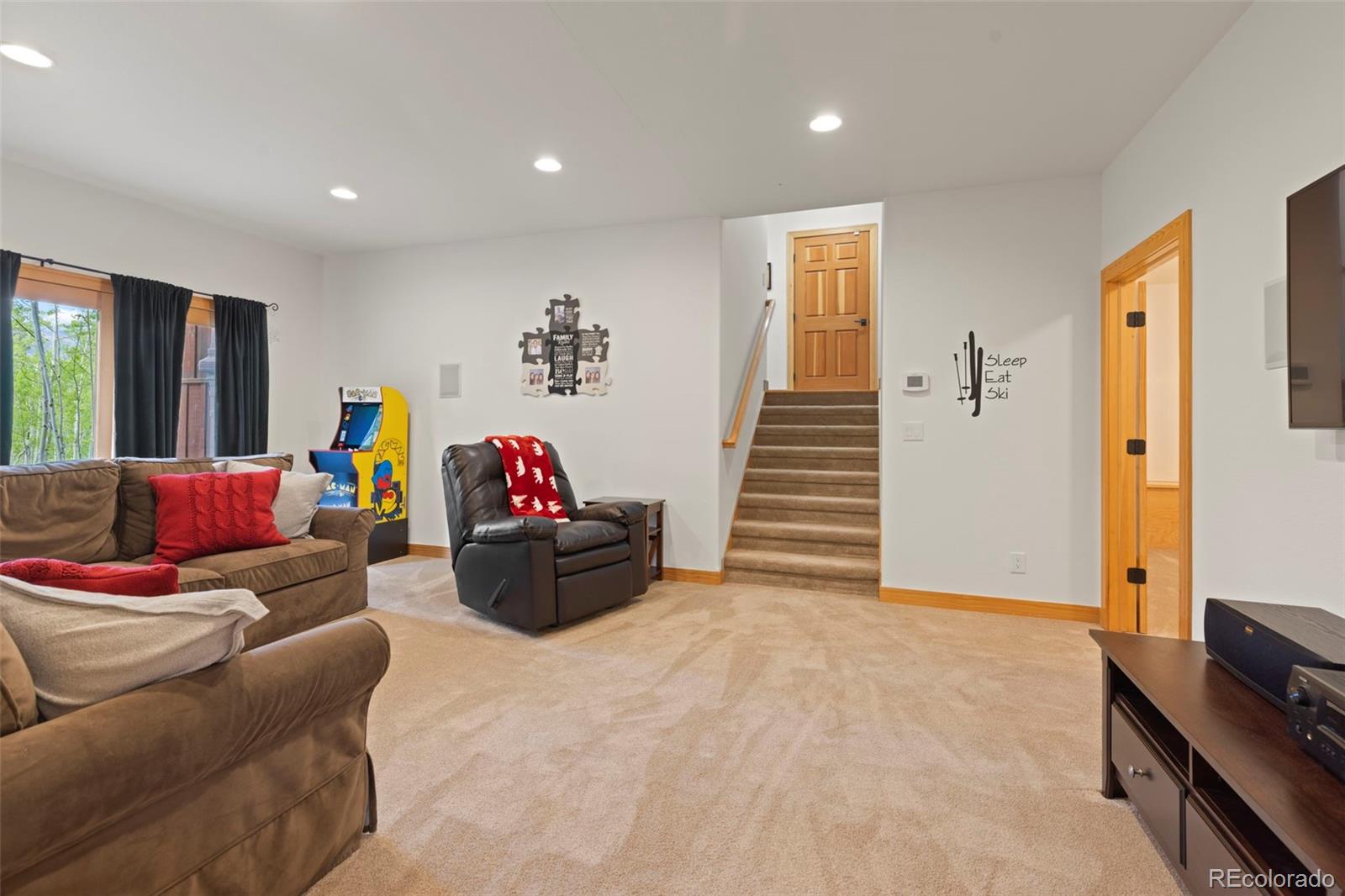 MLS Image #38 for 736  wild rose road,silverthorne, Colorado