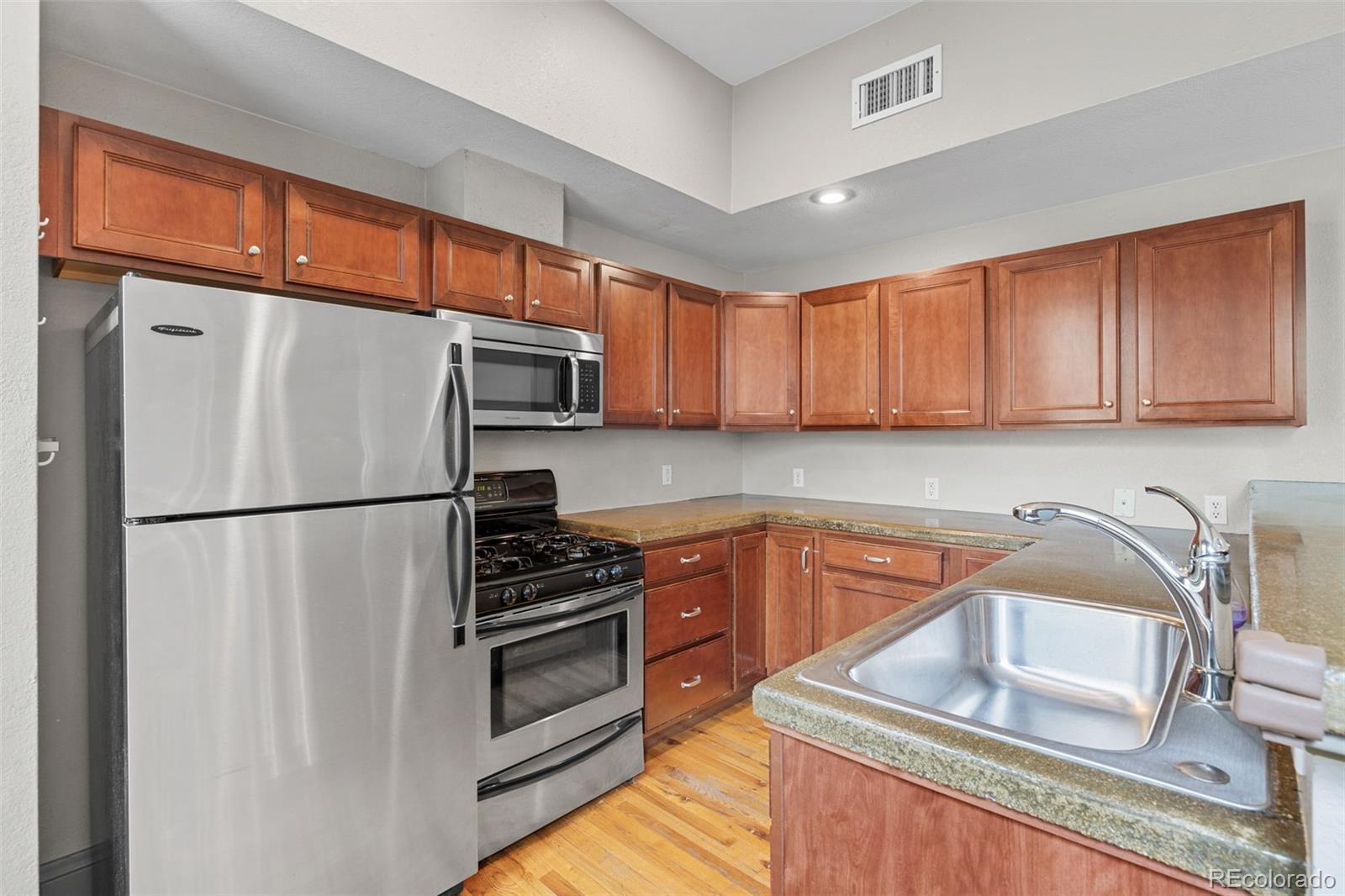 MLS Image #13 for 3211  zuni street,denver, Colorado