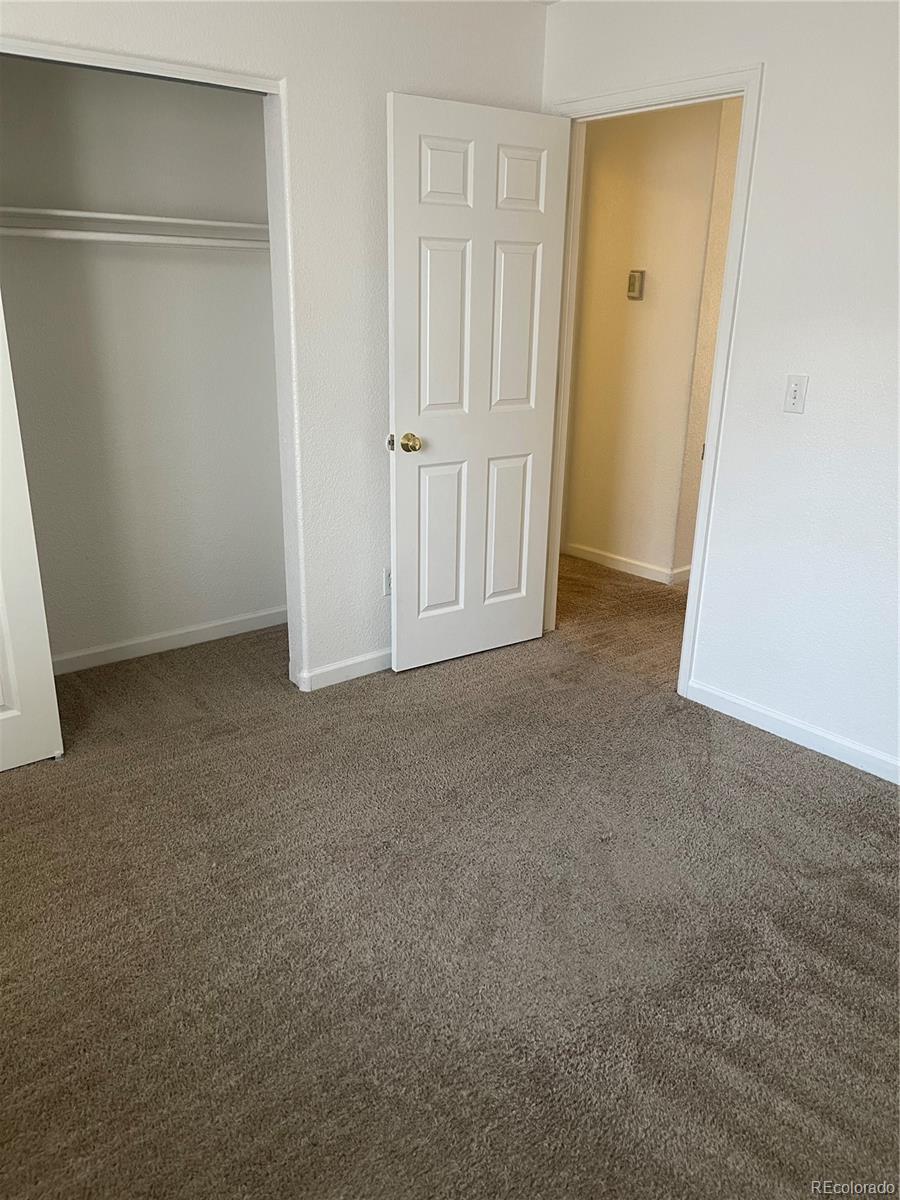 MLS Image #11 for 894 s krameria street,denver, Colorado