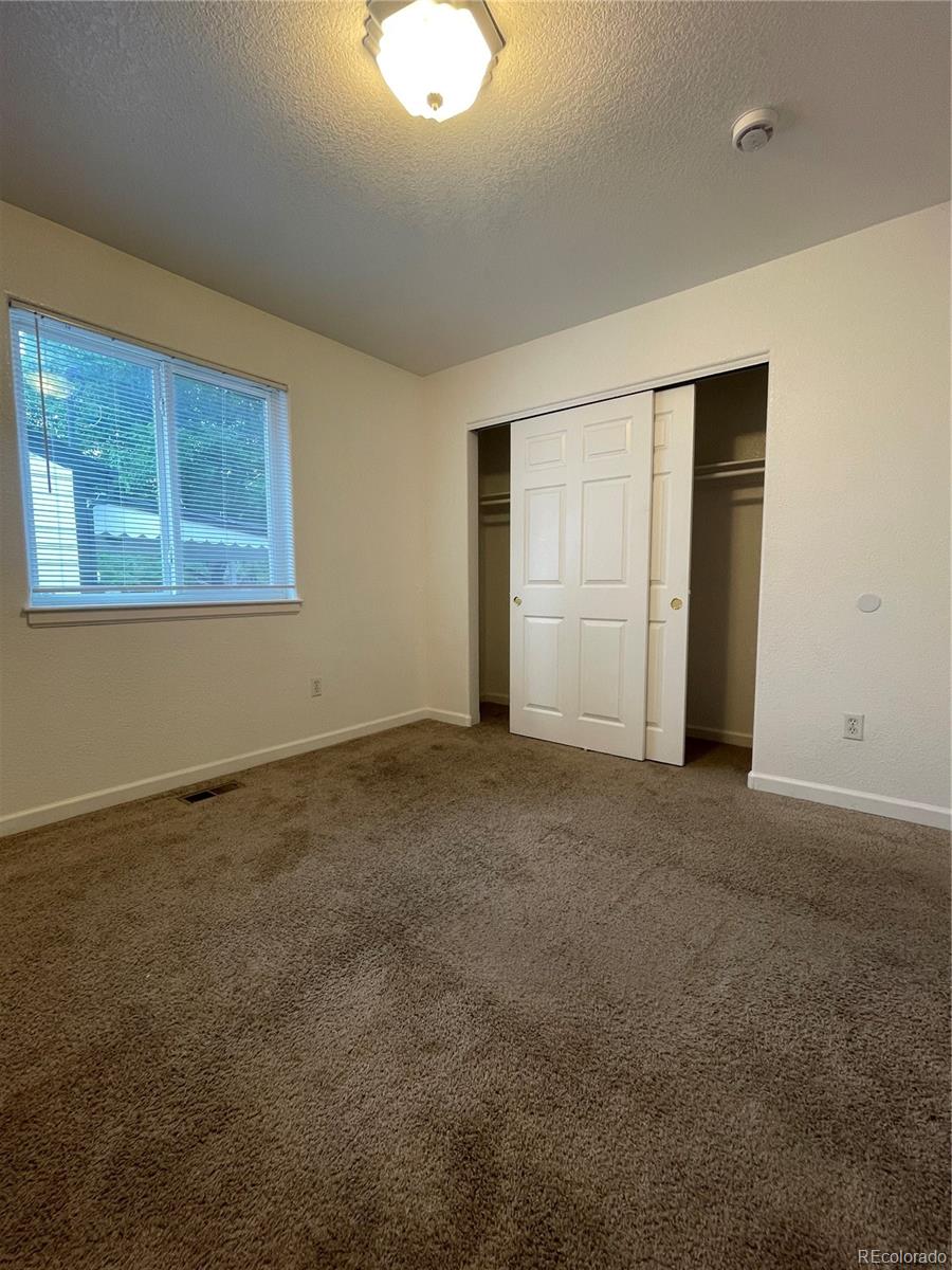 MLS Image #13 for 894 s krameria street,denver, Colorado