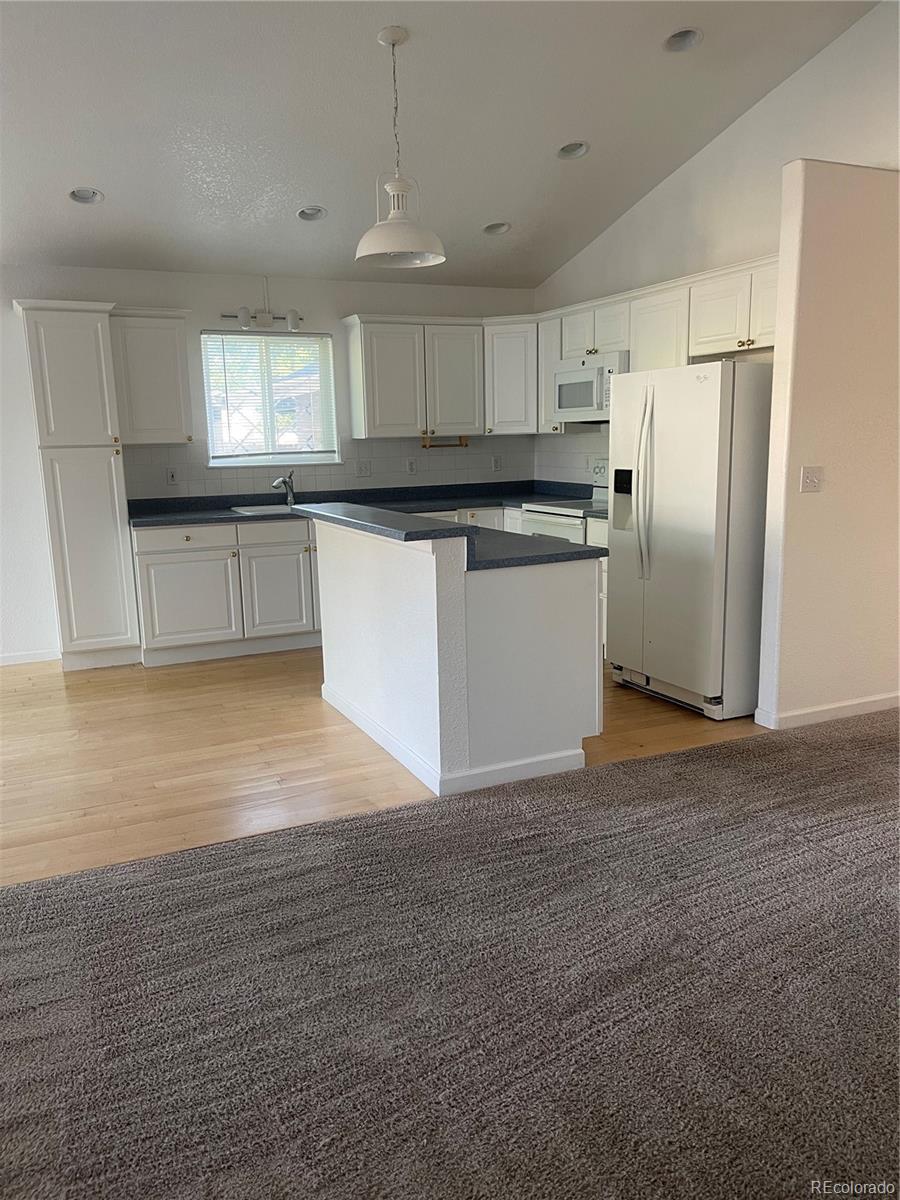 MLS Image #6 for 894 s krameria street,denver, Colorado