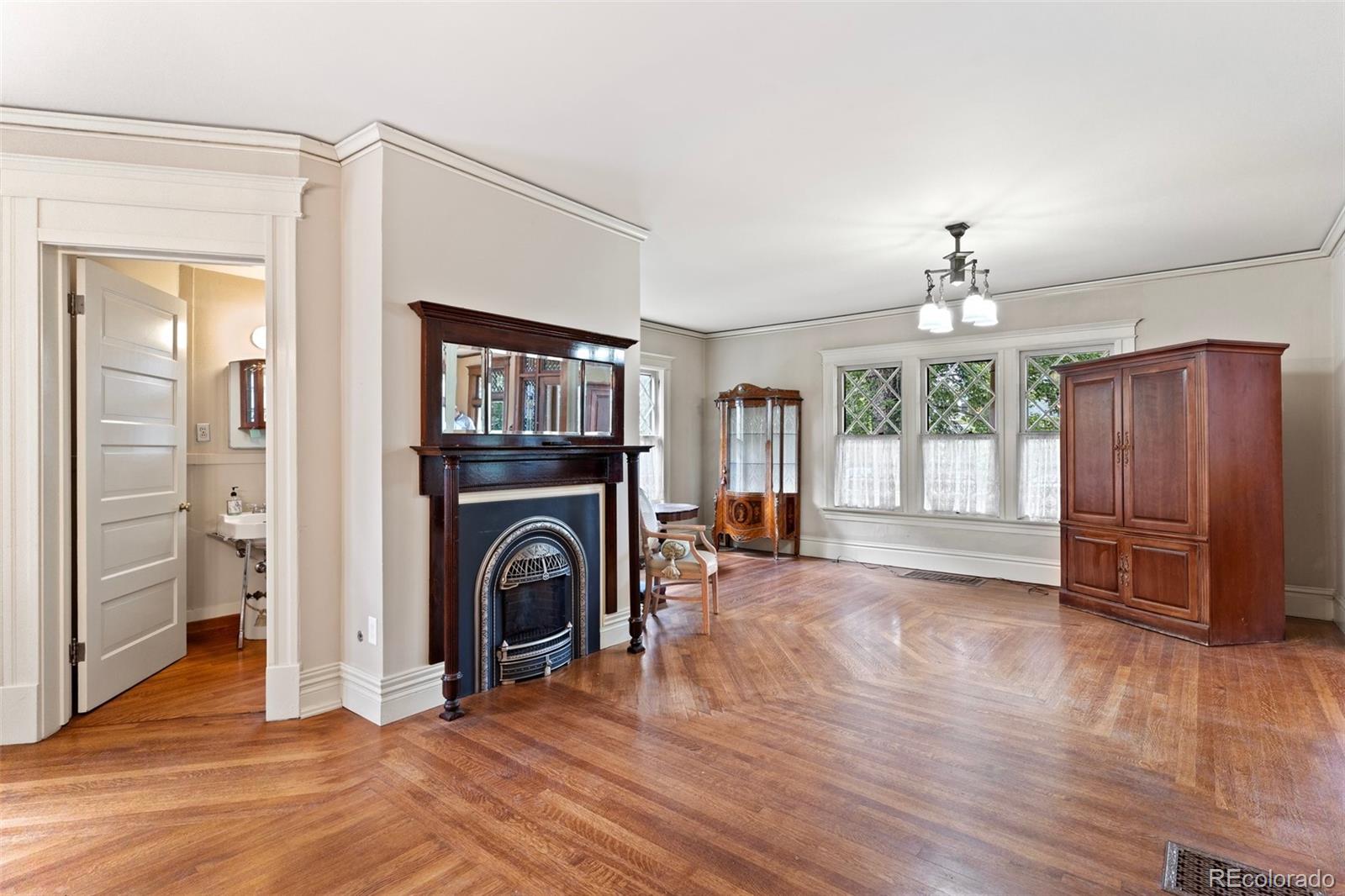 MLS Image #10 for 120 e espanola street,colorado springs, Colorado