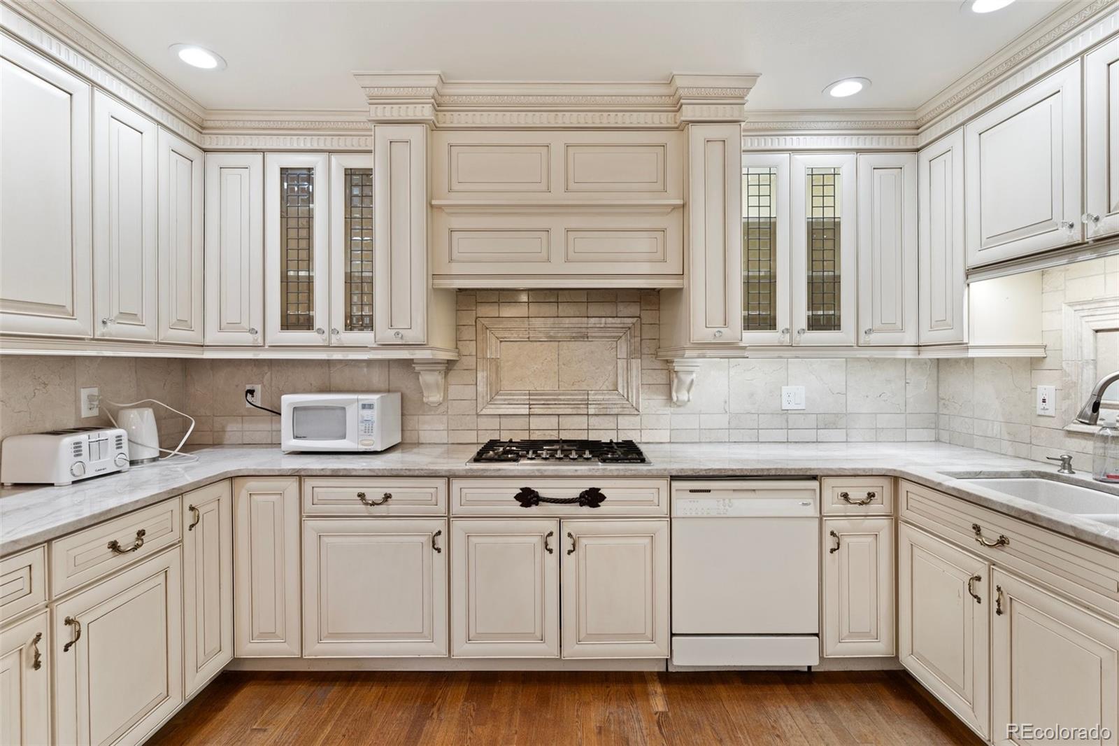 MLS Image #14 for 120 e espanola street,colorado springs, Colorado
