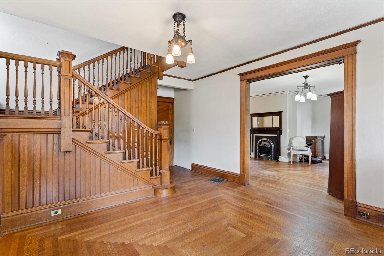 MLS Image #8 for 120 e espanola street,colorado springs, Colorado