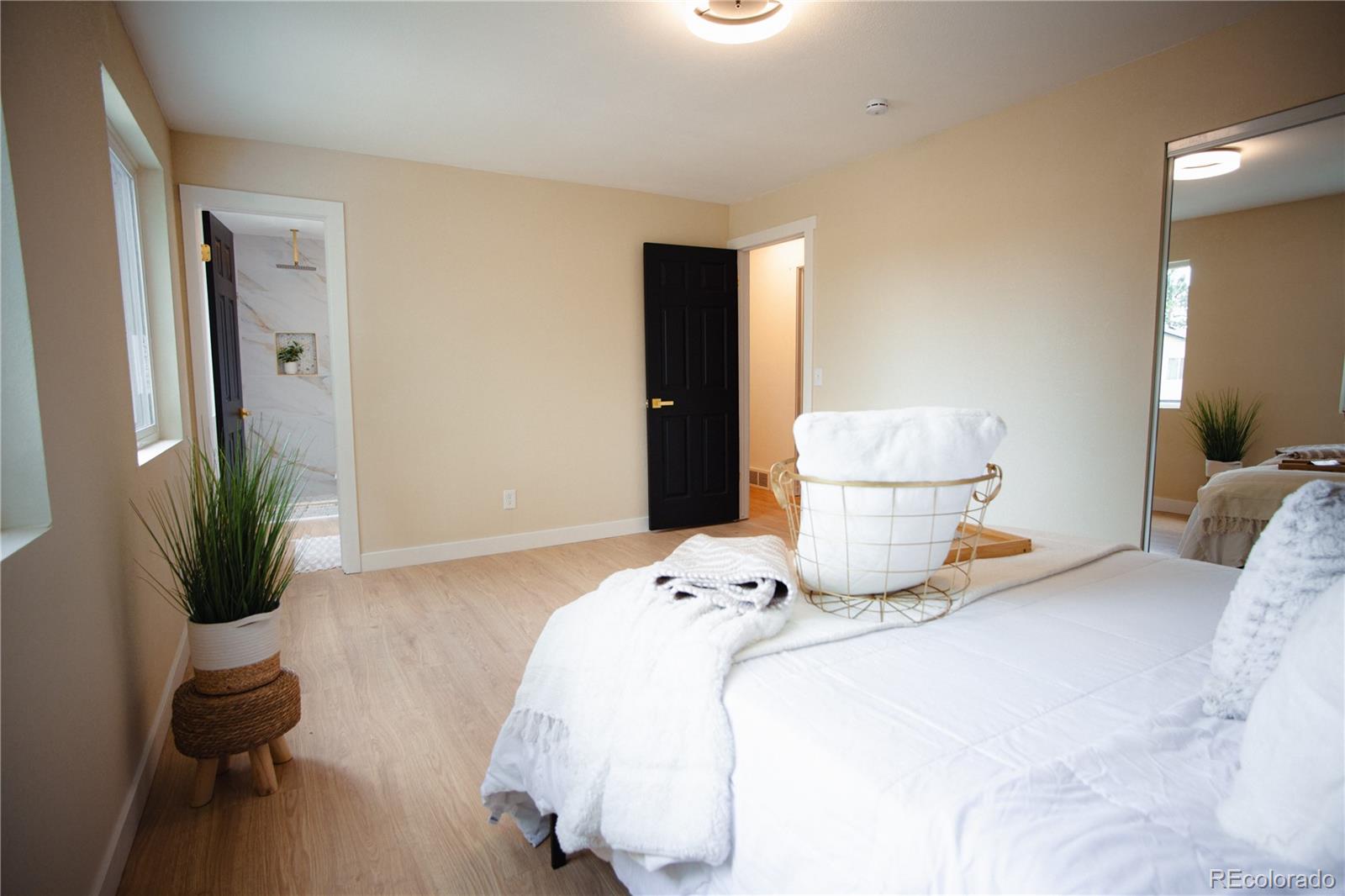 MLS Image #9 for 1552 s fairplay way,aurora, Colorado
