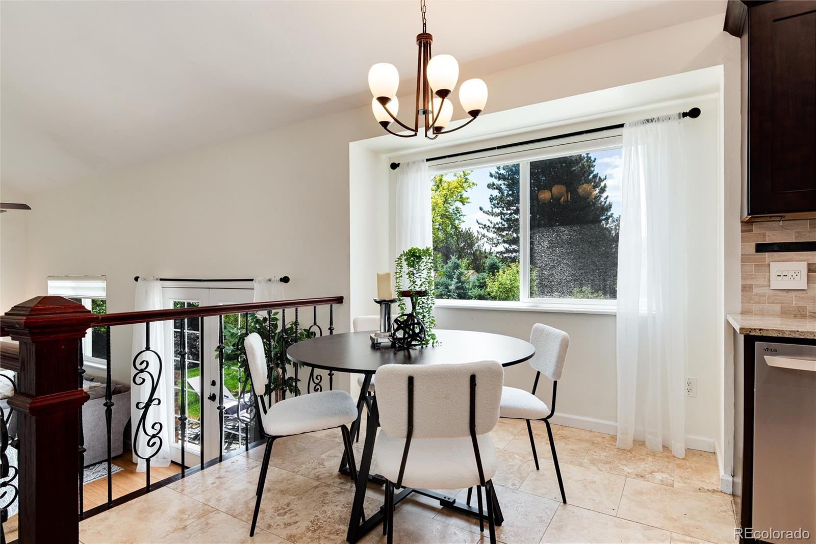 MLS Image #15 for 6474 w canyon avenue,littleton, Colorado