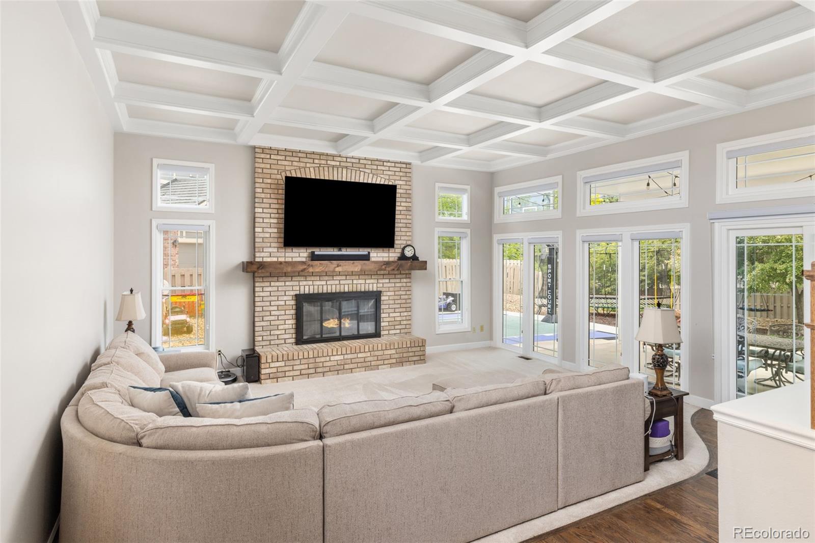 MLS Image #11 for 2555 s zang street,denver, Colorado