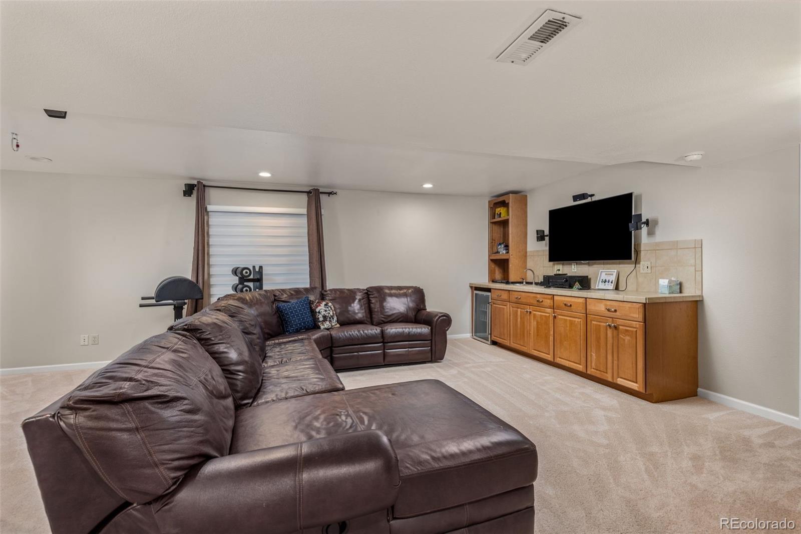 MLS Image #26 for 2555 s zang street,denver, Colorado