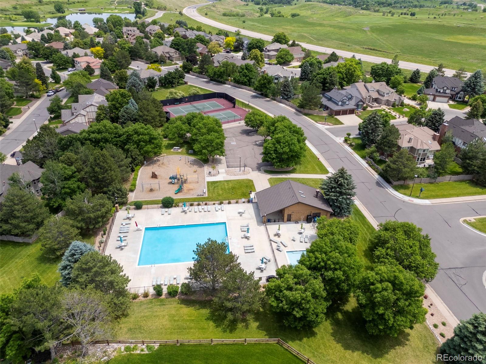 MLS Image #41 for 2555 s zang street,denver, Colorado