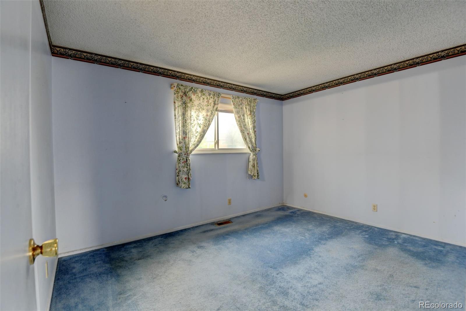 MLS Image #10 for 9766  fillmore street,thornton, Colorado