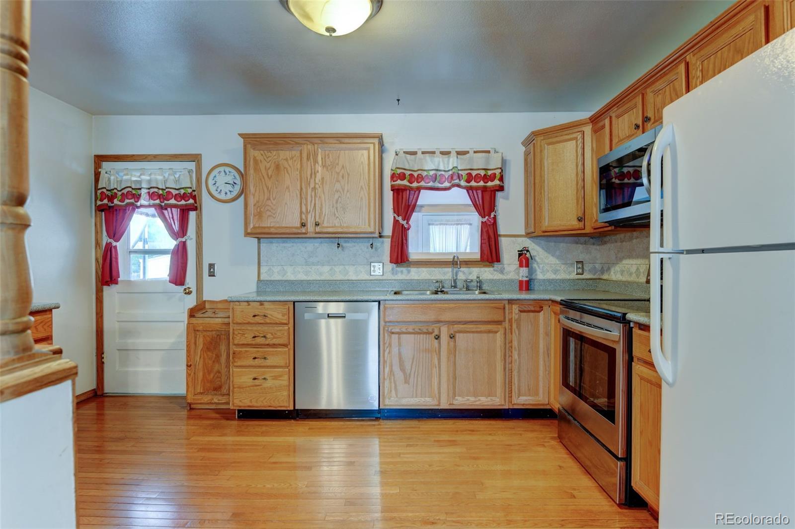 MLS Image #7 for 9766  fillmore street,thornton, Colorado