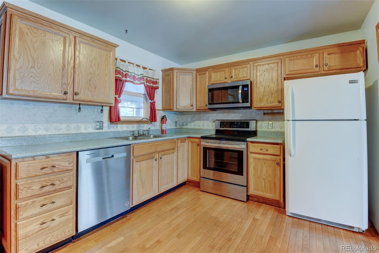 MLS Image #9 for 9766  fillmore street,thornton, Colorado