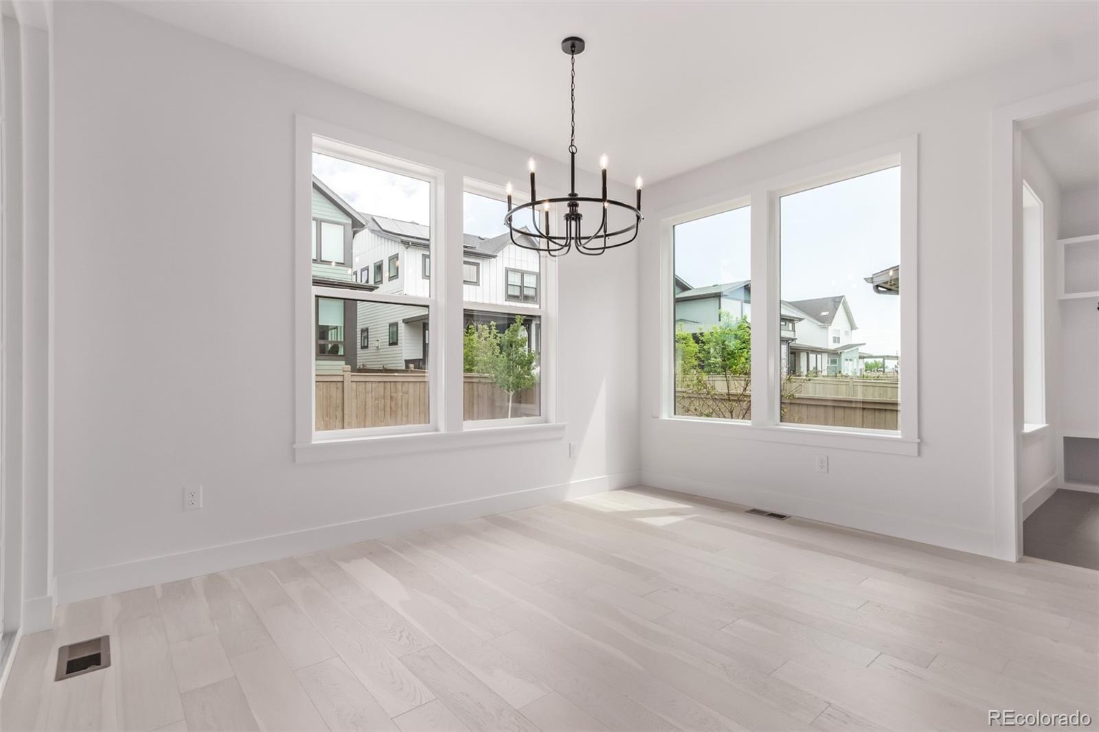 MLS Image #11 for 5608  grandville avenue,longmont, Colorado