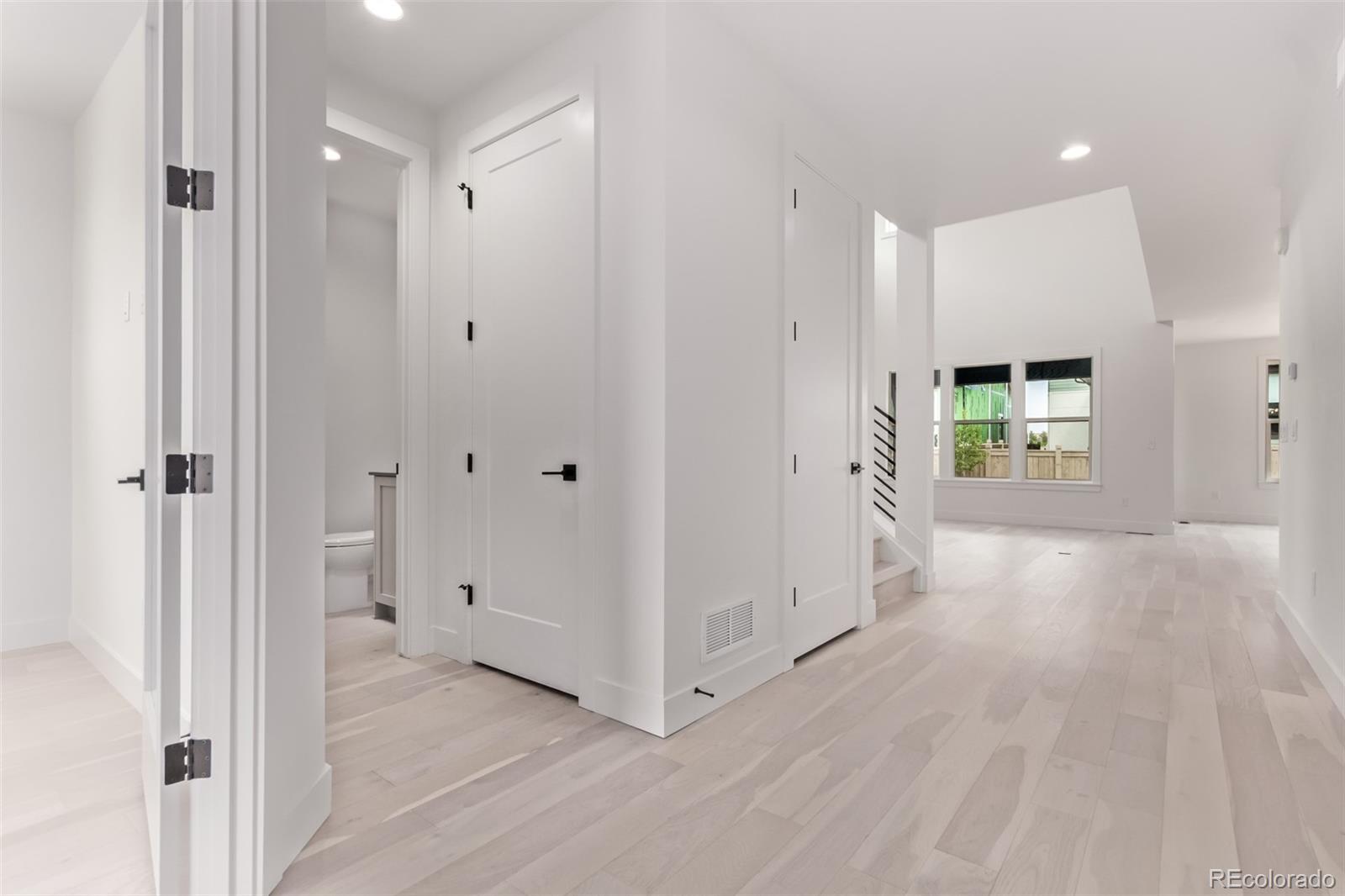 MLS Image #4 for 5608  grandville avenue,longmont, Colorado