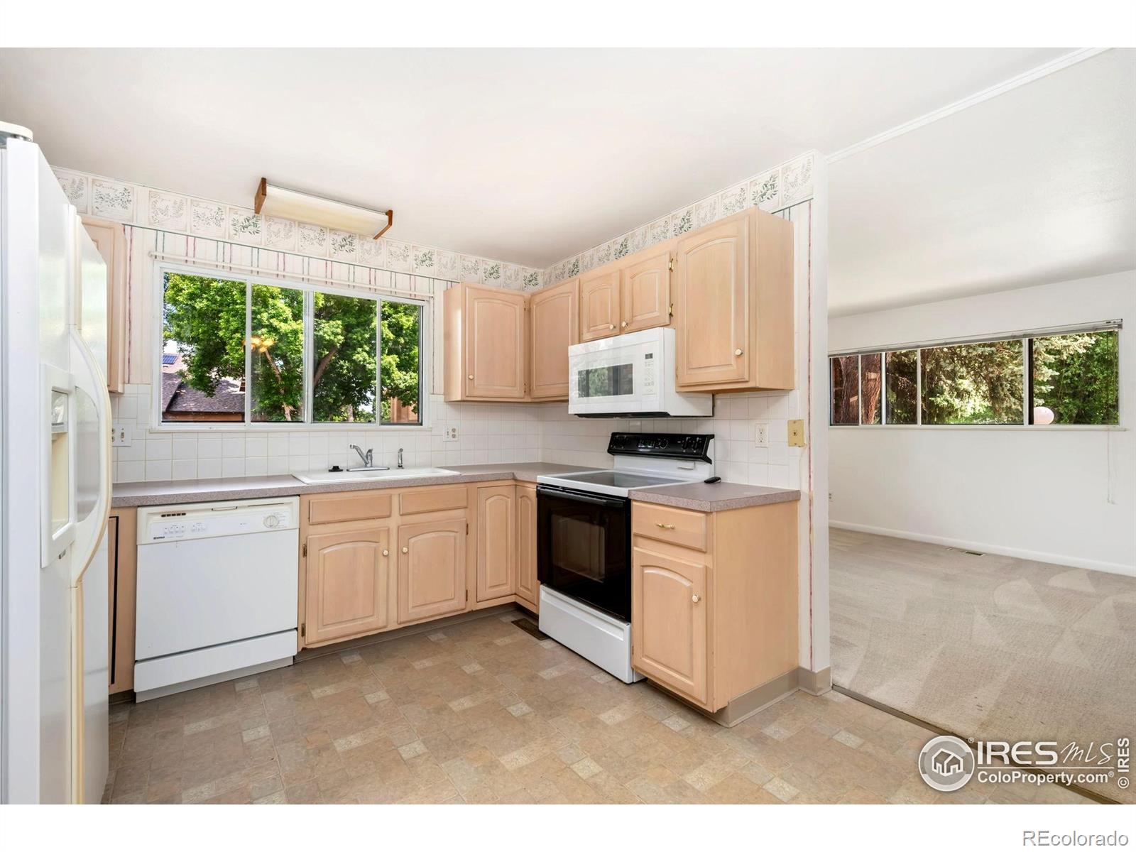 MLS Image #4 for 1024  oxford lane,fort collins, Colorado