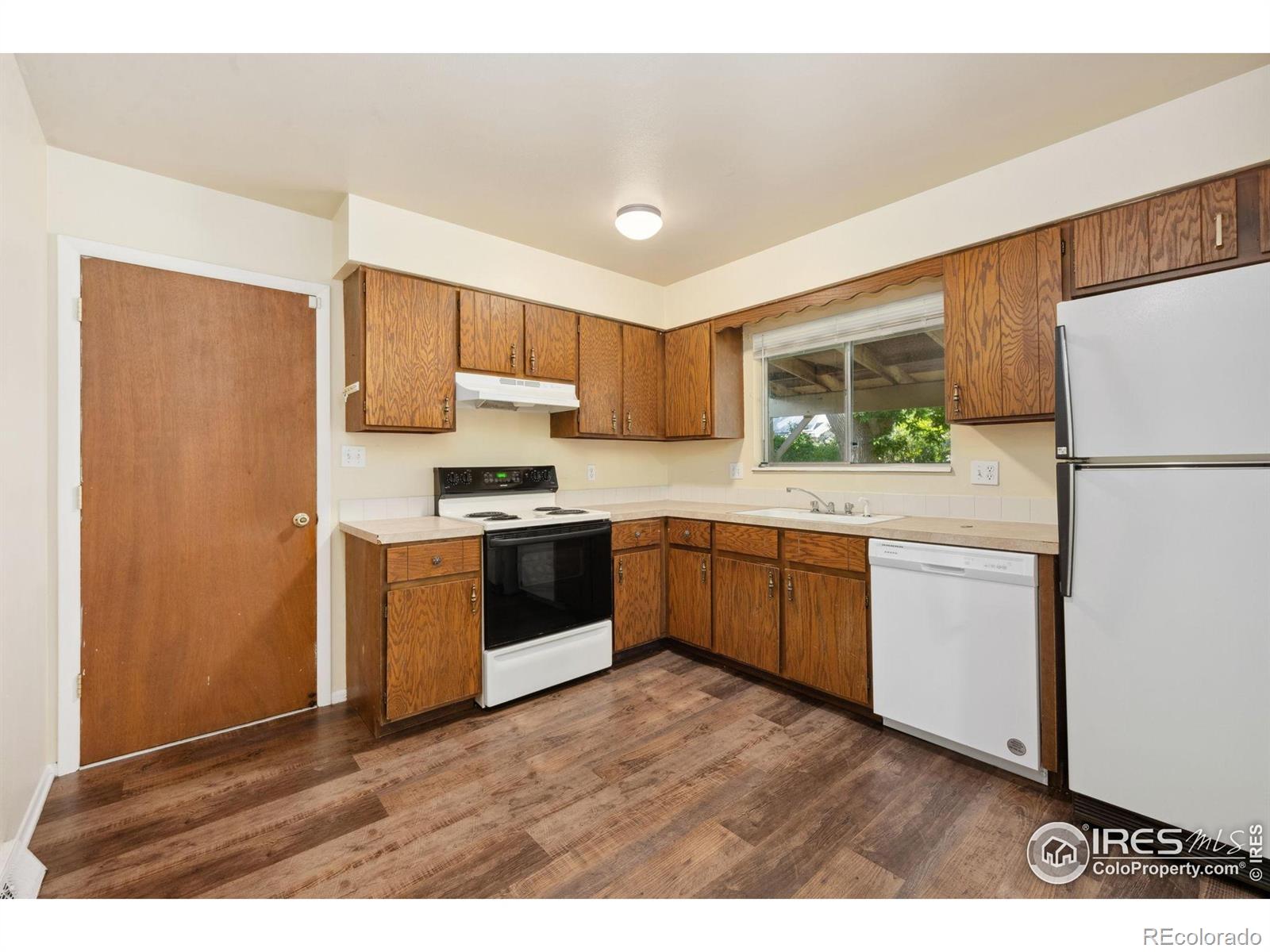 MLS Image #3 for 2016  manchester drive,fort collins, Colorado