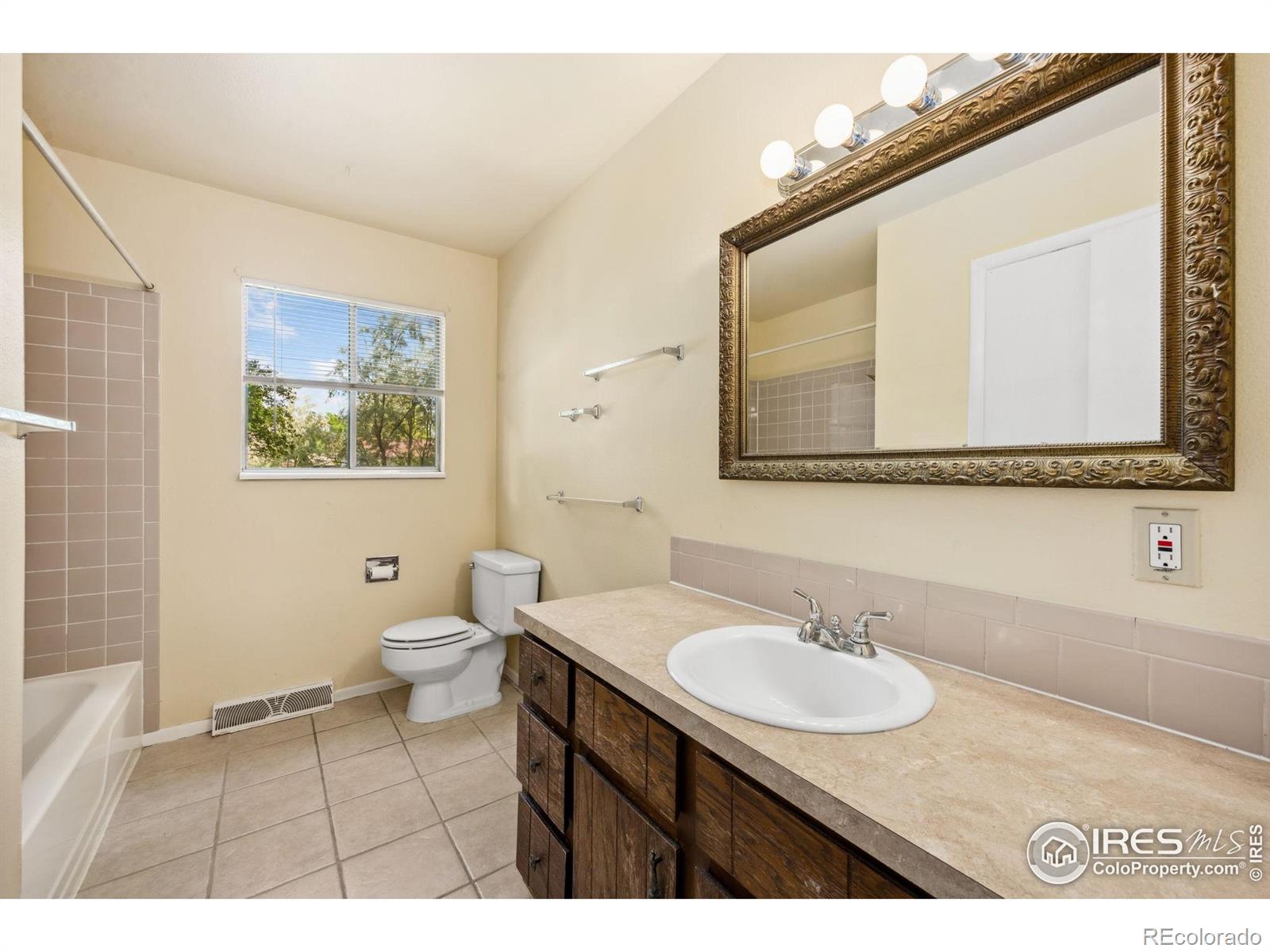 MLS Image #5 for 2016  manchester drive,fort collins, Colorado