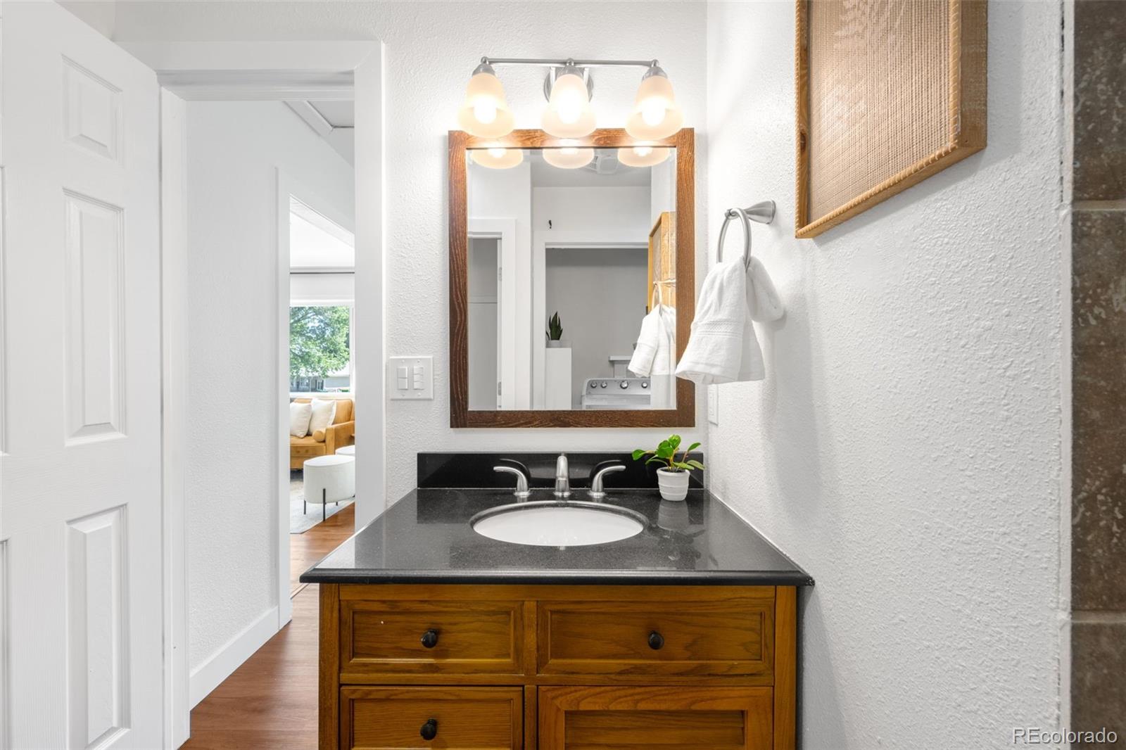MLS Image #18 for 5167 s pearl street,littleton, Colorado