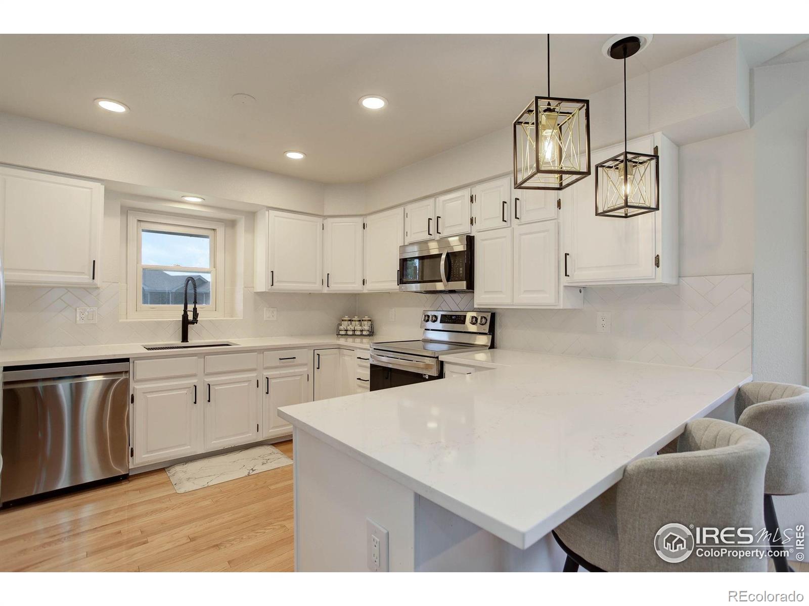 MLS Image #8 for 1250  honeysuckle court,windsor, Colorado