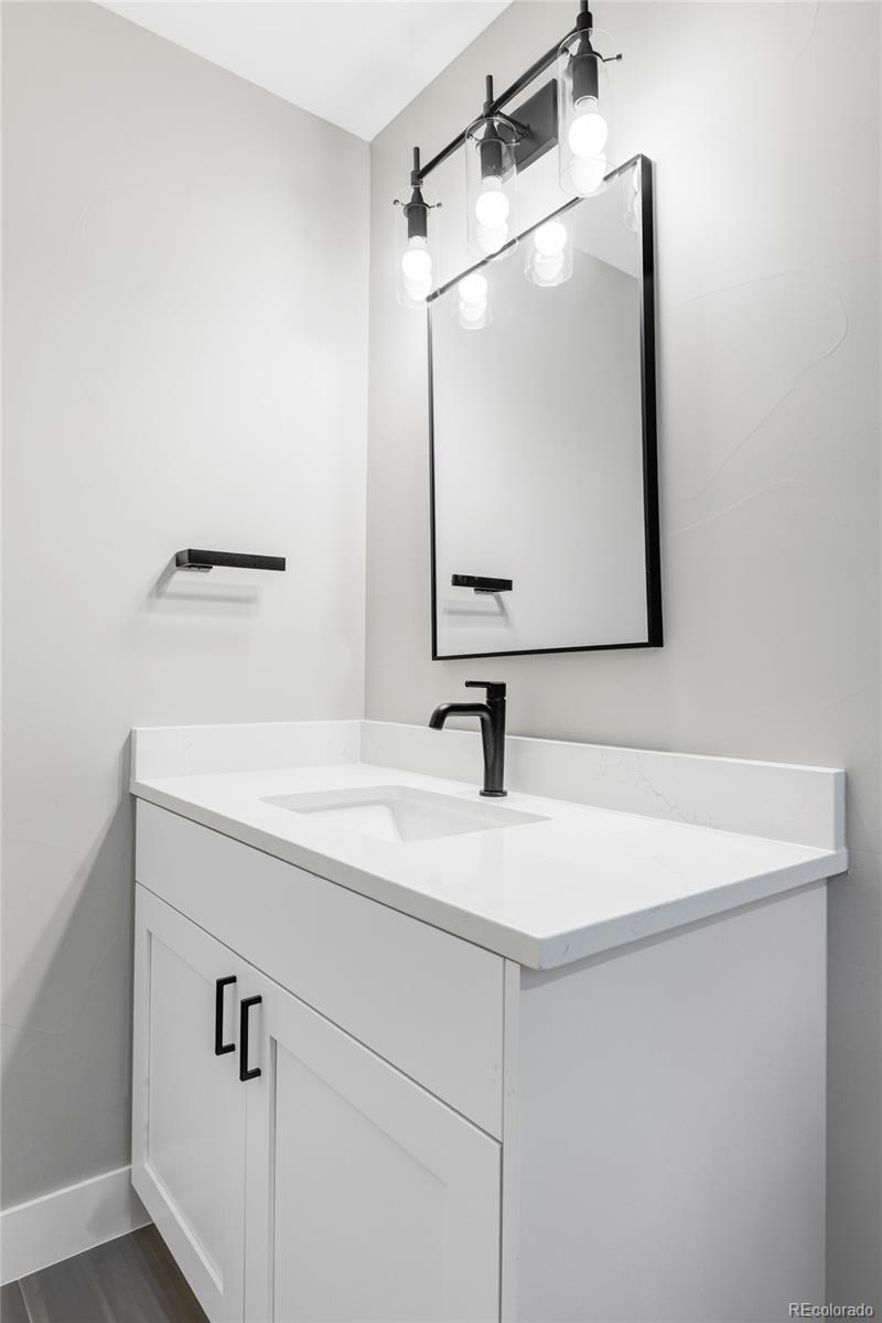 MLS Image #23 for 1541  glencoe street,denver, Colorado