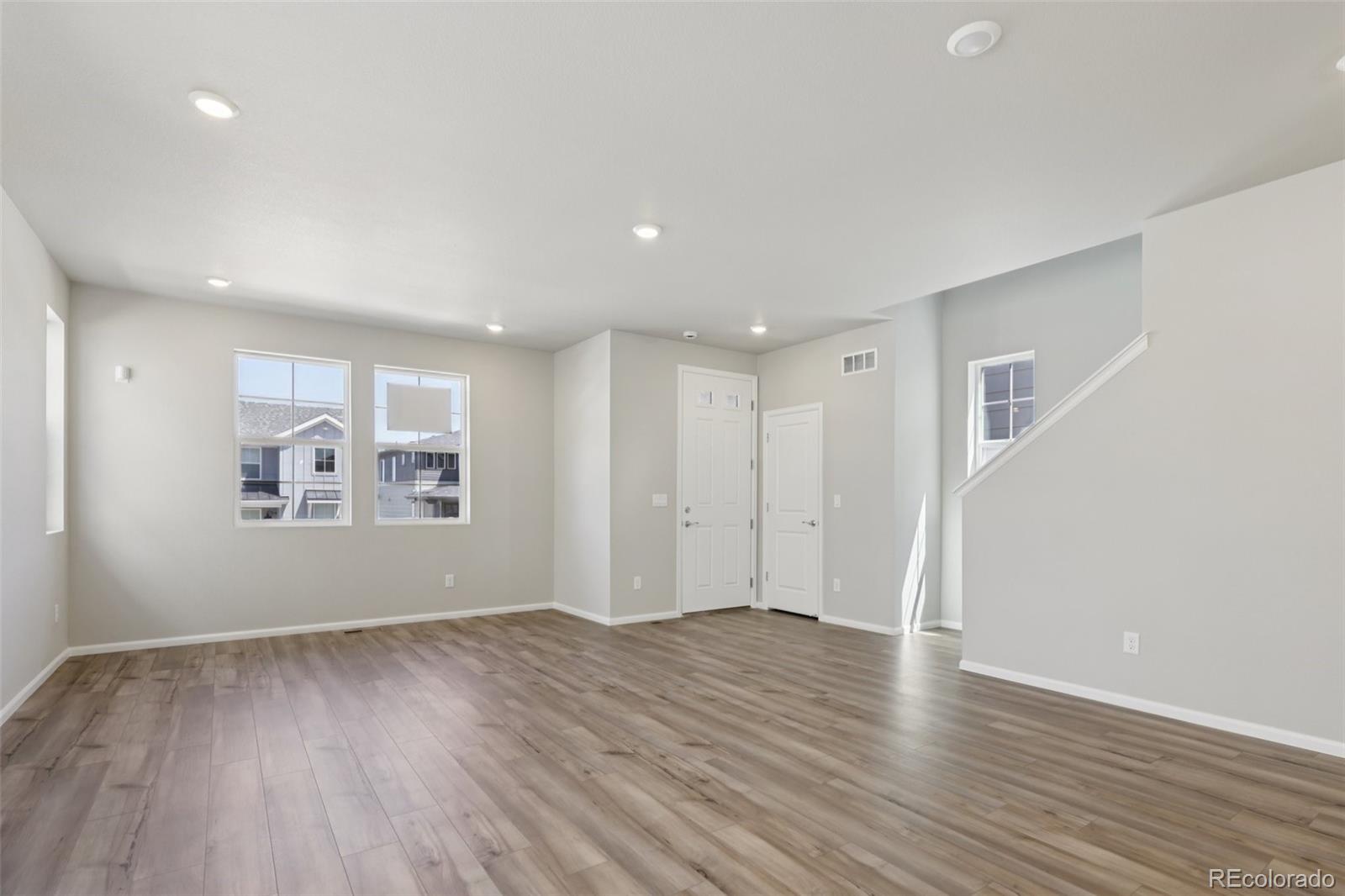 MLS Image #3 for 7245  goldbloom lane,littleton, Colorado