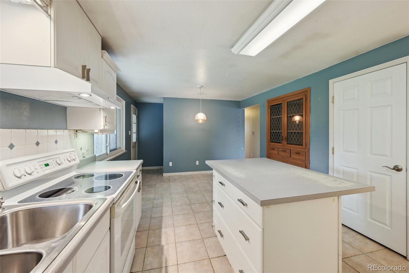 MLS Image #9 for 3784  swadley street,wheat ridge, Colorado