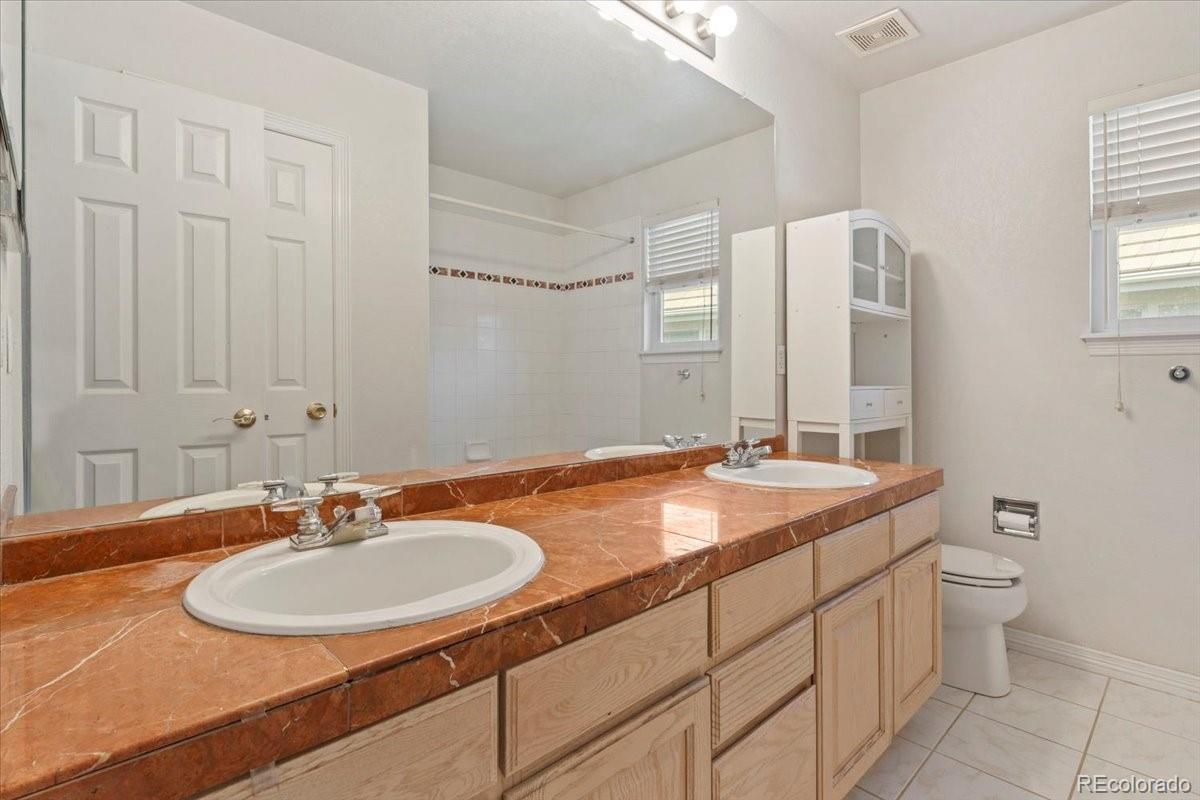 MLS Image #25 for 6449 s jamaica circle,englewood, Colorado