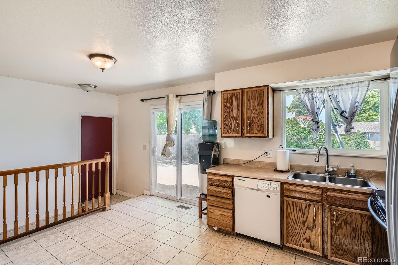 MLS Image #8 for 2615 s laredo court,aurora, Colorado