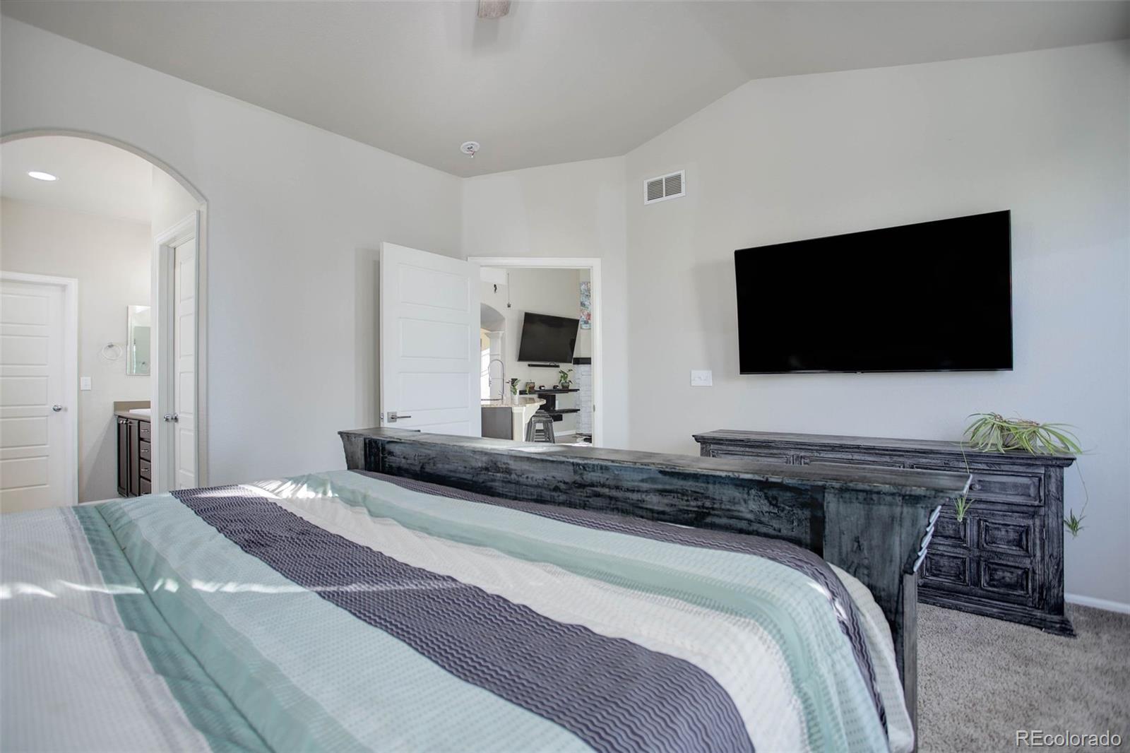 MLS Image #32 for 25525 e 1st avenue,aurora, Colorado