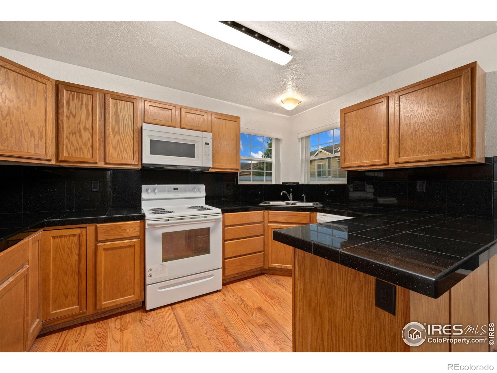 MLS Image #7 for 3316  barbera street,evans, Colorado