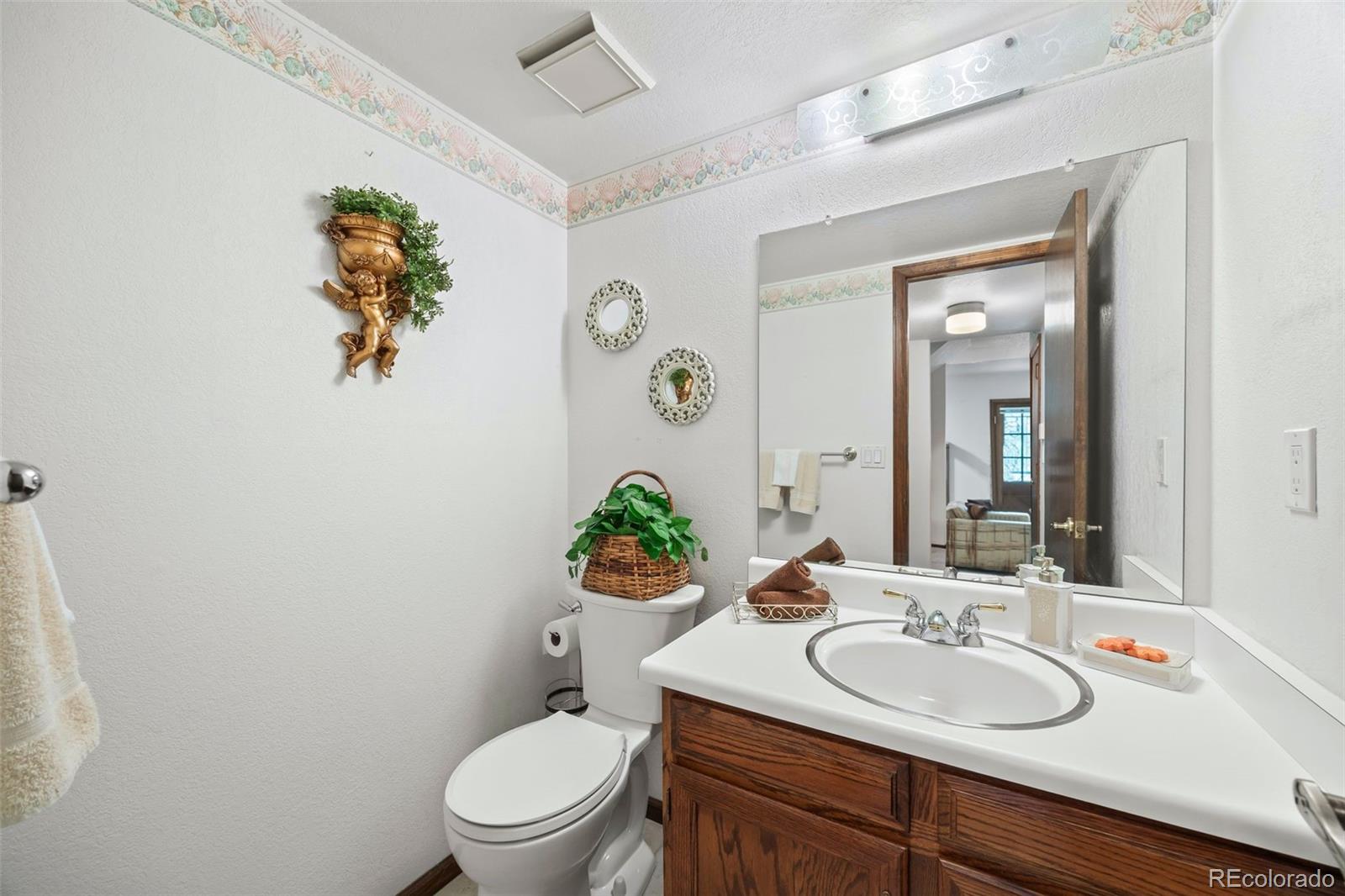 MLS Image #20 for 4677 s wolff street,denver, Colorado