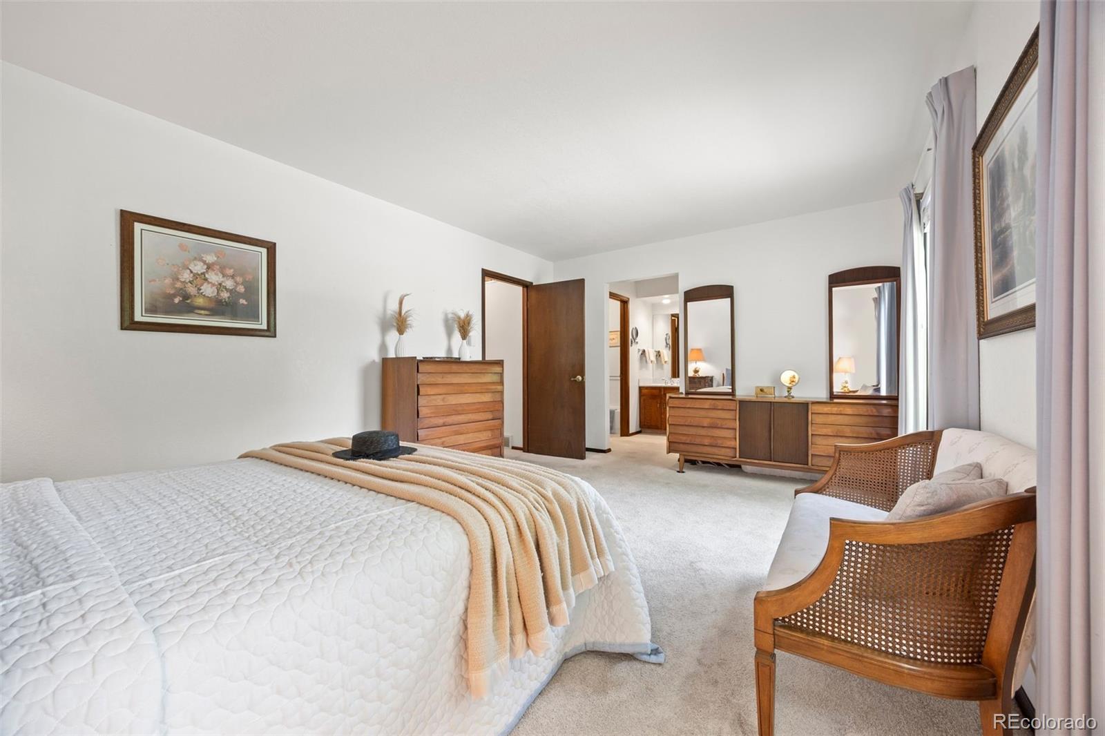 MLS Image #27 for 4677 s wolff street,denver, Colorado