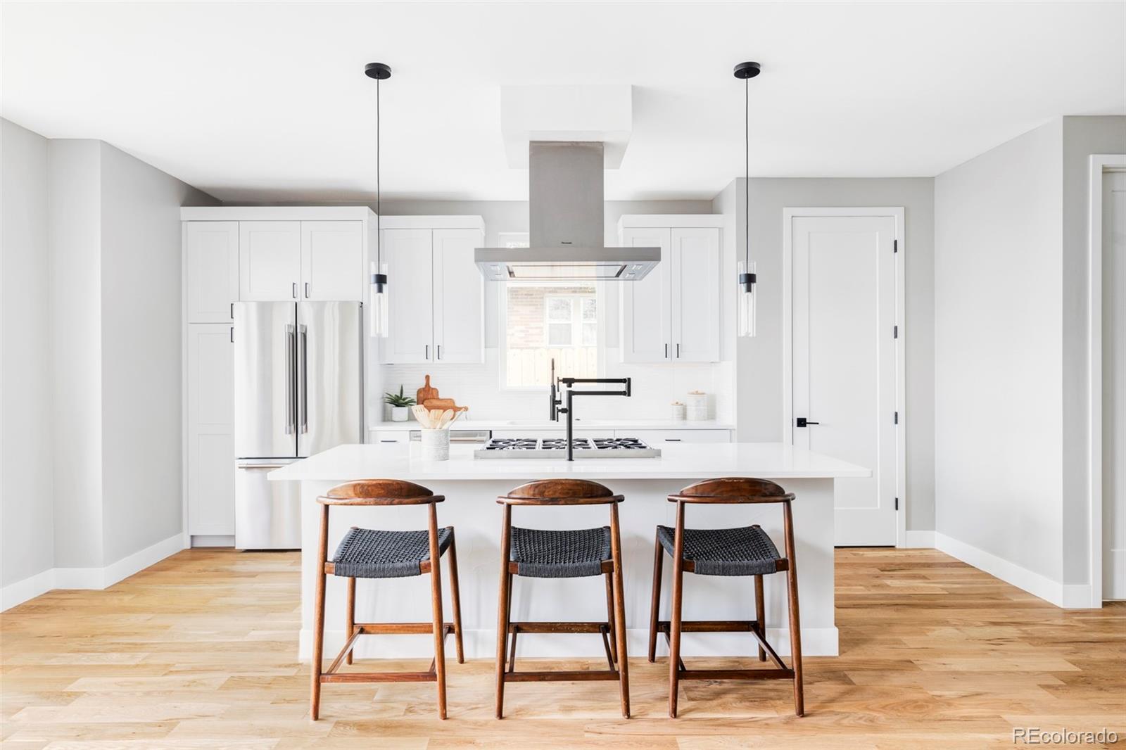 MLS Image #5 for 1543  glencoe street,denver, Colorado