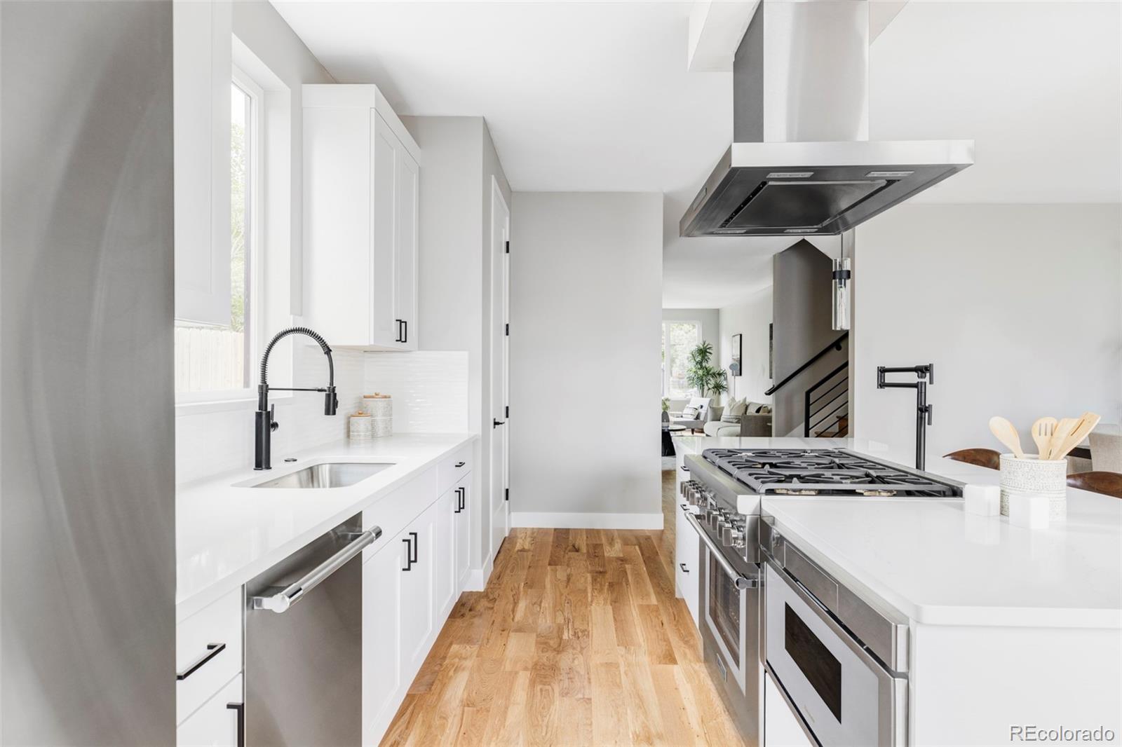 MLS Image #8 for 1543  glencoe street,denver, Colorado