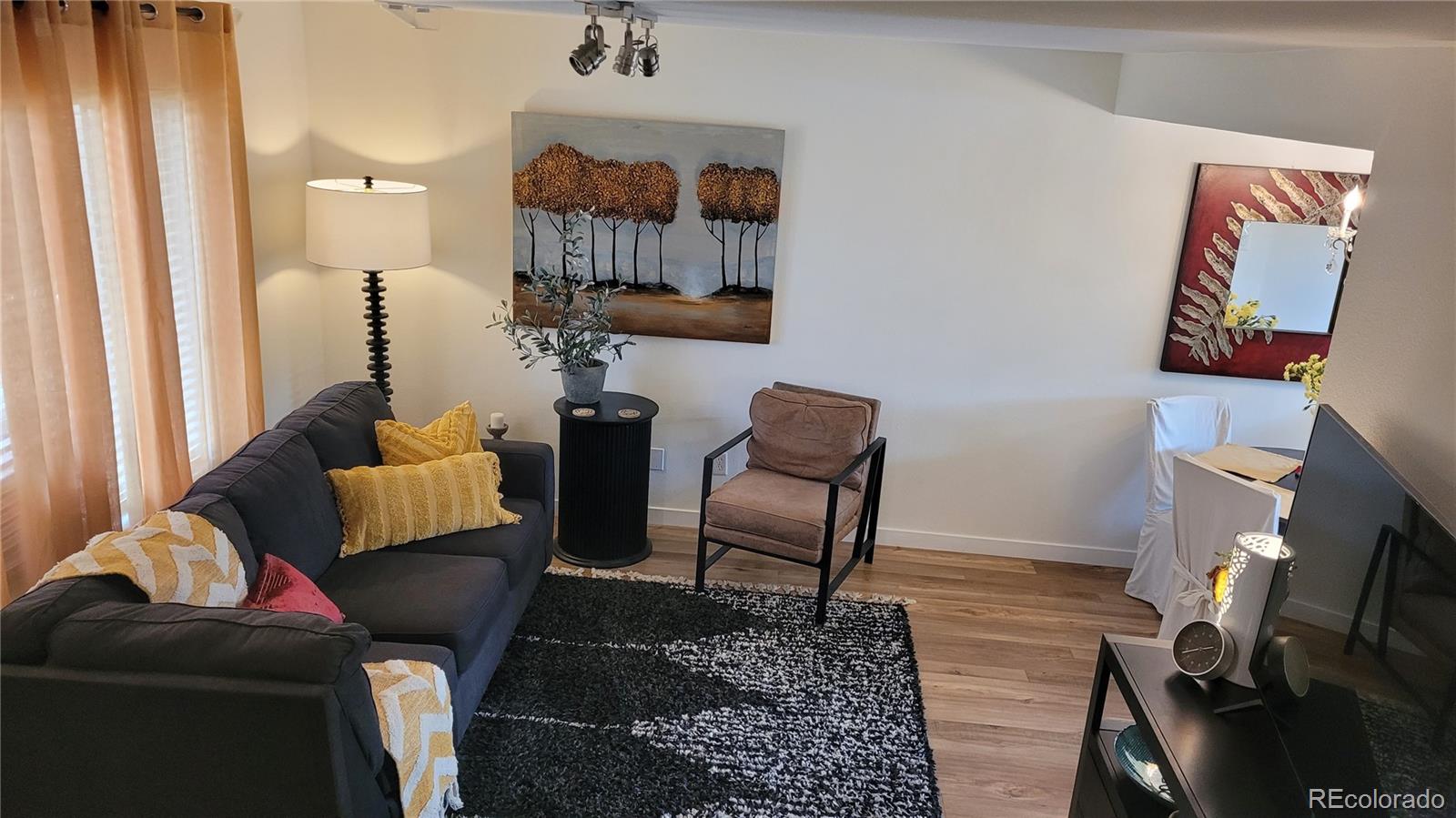 MLS Image #4 for 442 s carr street,lakewood, Colorado