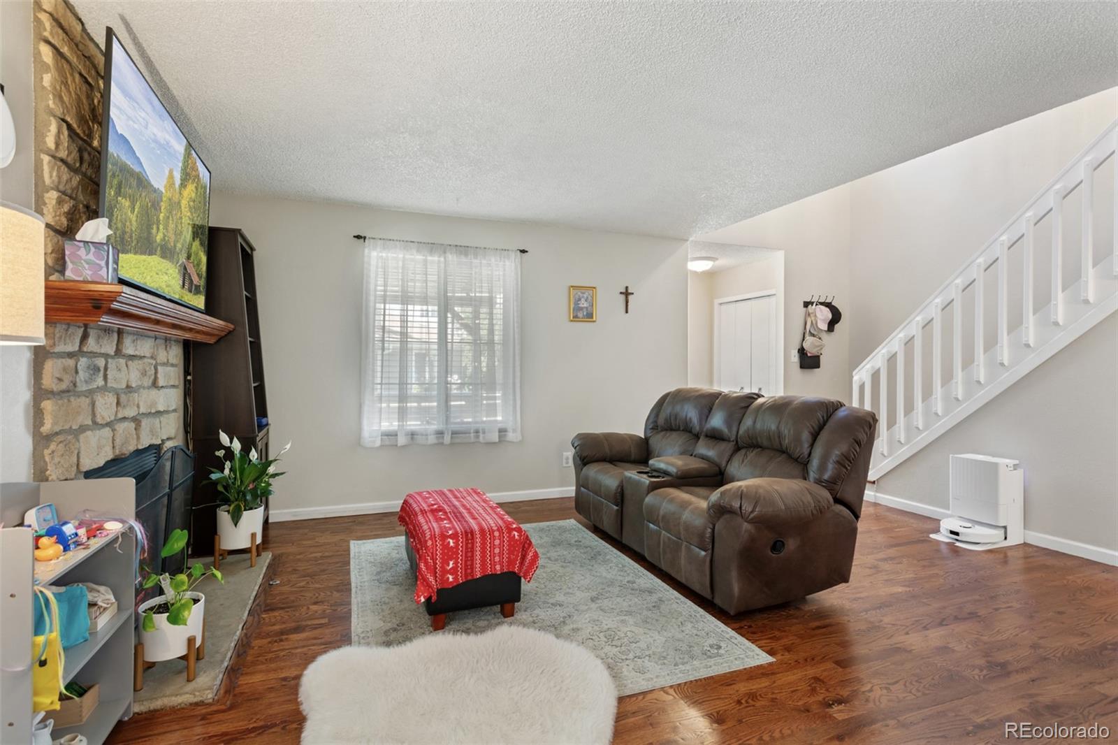 MLS Image #4 for 8452  everett way c,arvada, Colorado