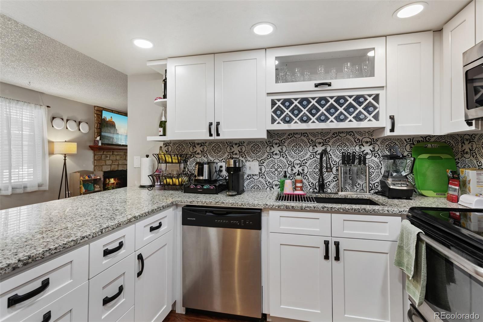 MLS Image #9 for 8452  everett way c,arvada, Colorado