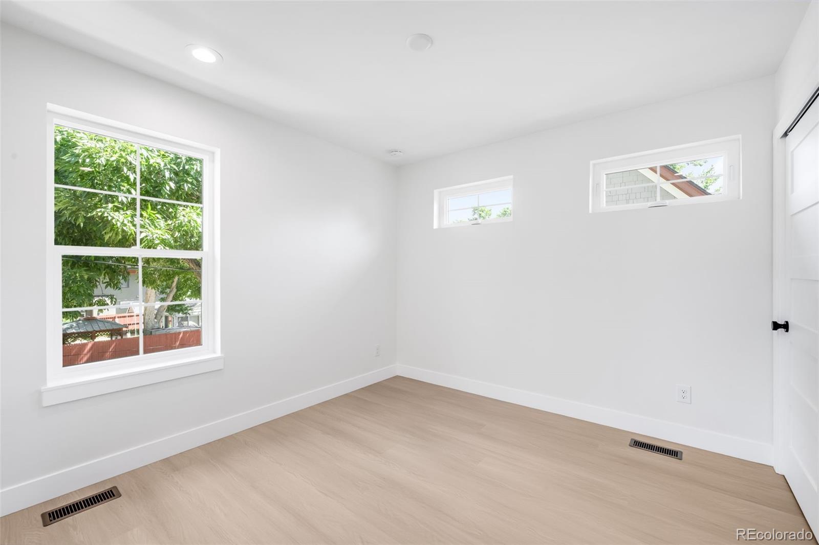 MLS Image #20 for 4640 w 39th avenue,denver, Colorado