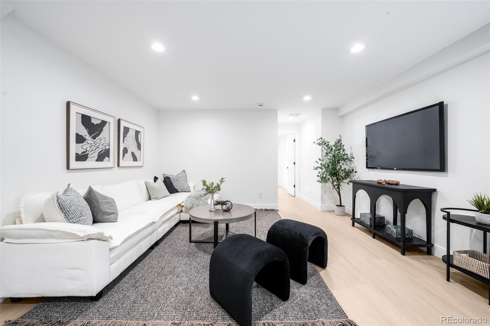 MLS Image #24 for 4640 w 39th avenue,denver, Colorado