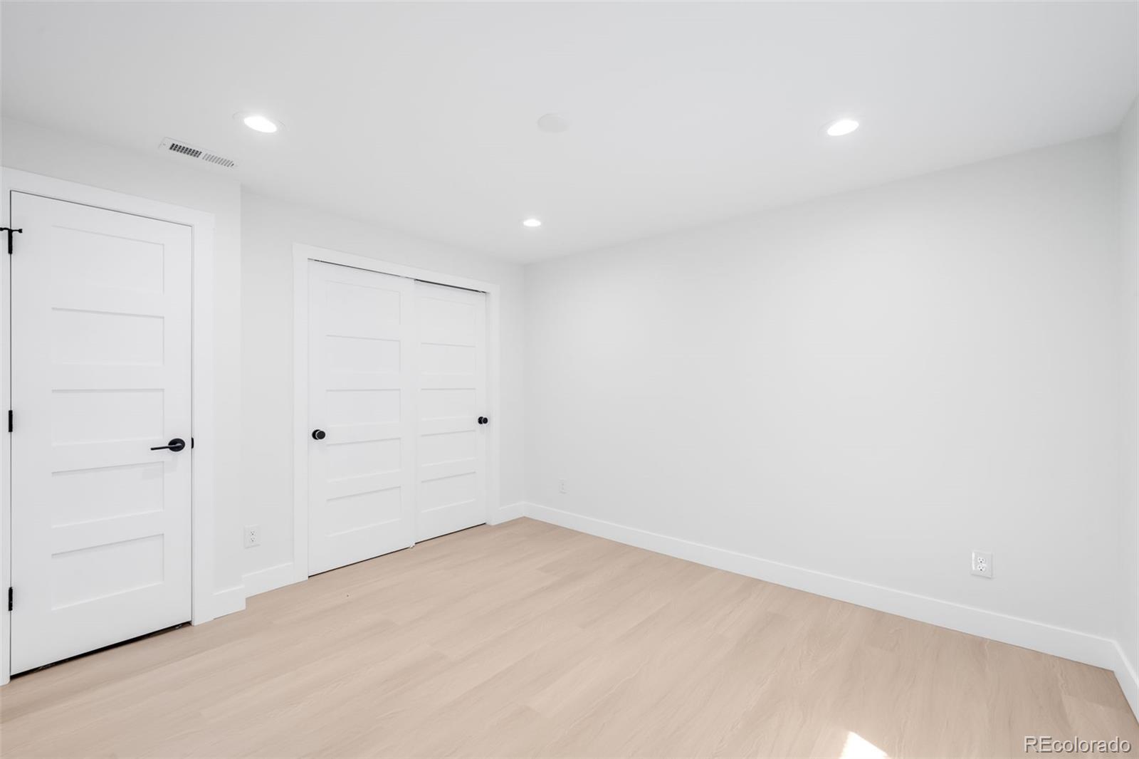 MLS Image #27 for 4640 w 39th avenue,denver, Colorado