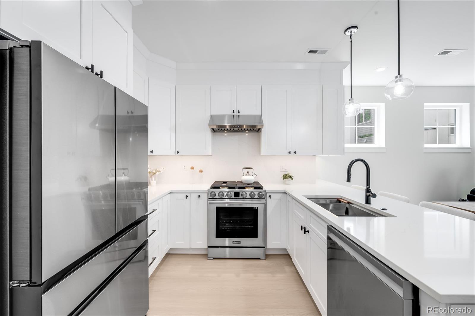 MLS Image #5 for 4640 w 39th avenue,denver, Colorado