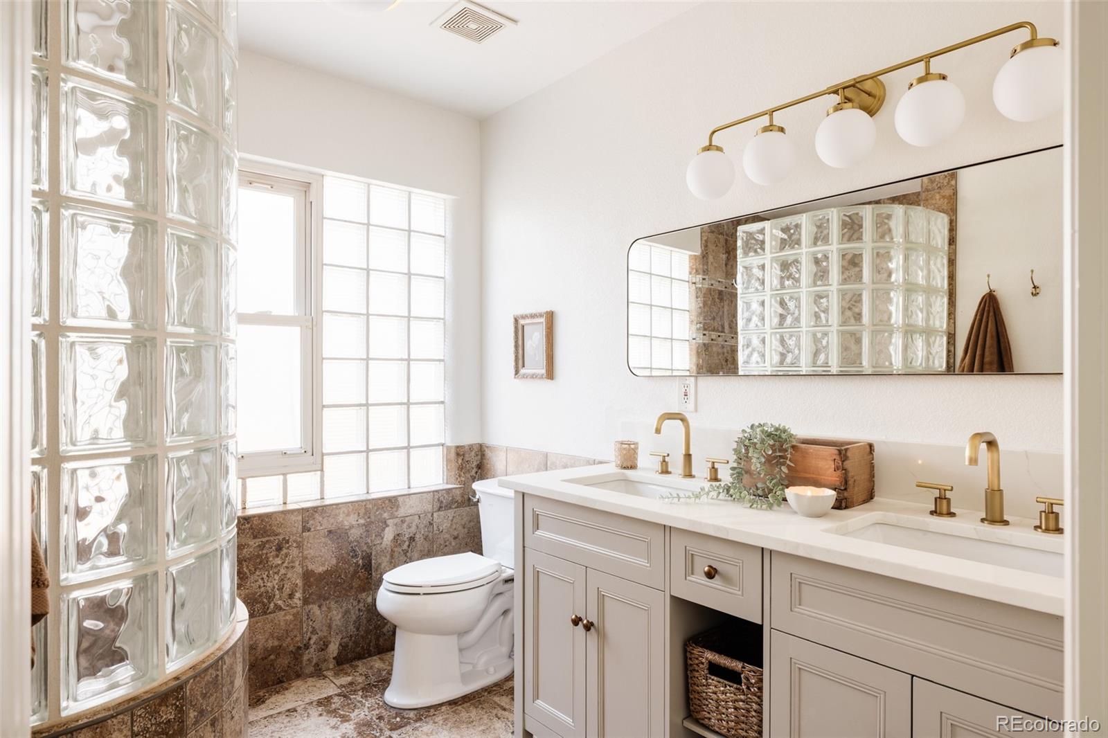 MLS Image #22 for 1185 s steele street,denver, Colorado