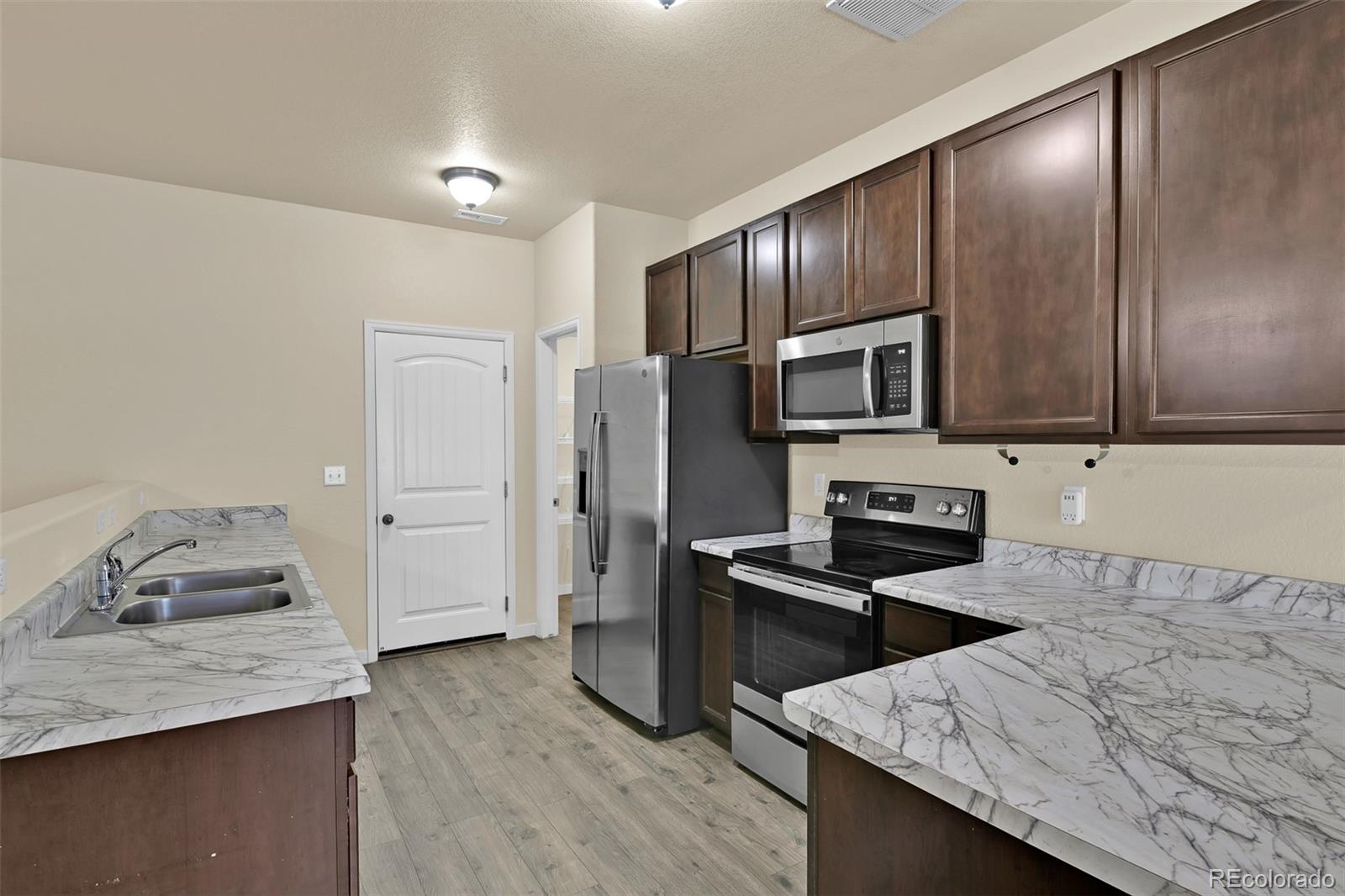 MLS Image #6 for 7385  forest meadows avenue,colorado springs, Colorado