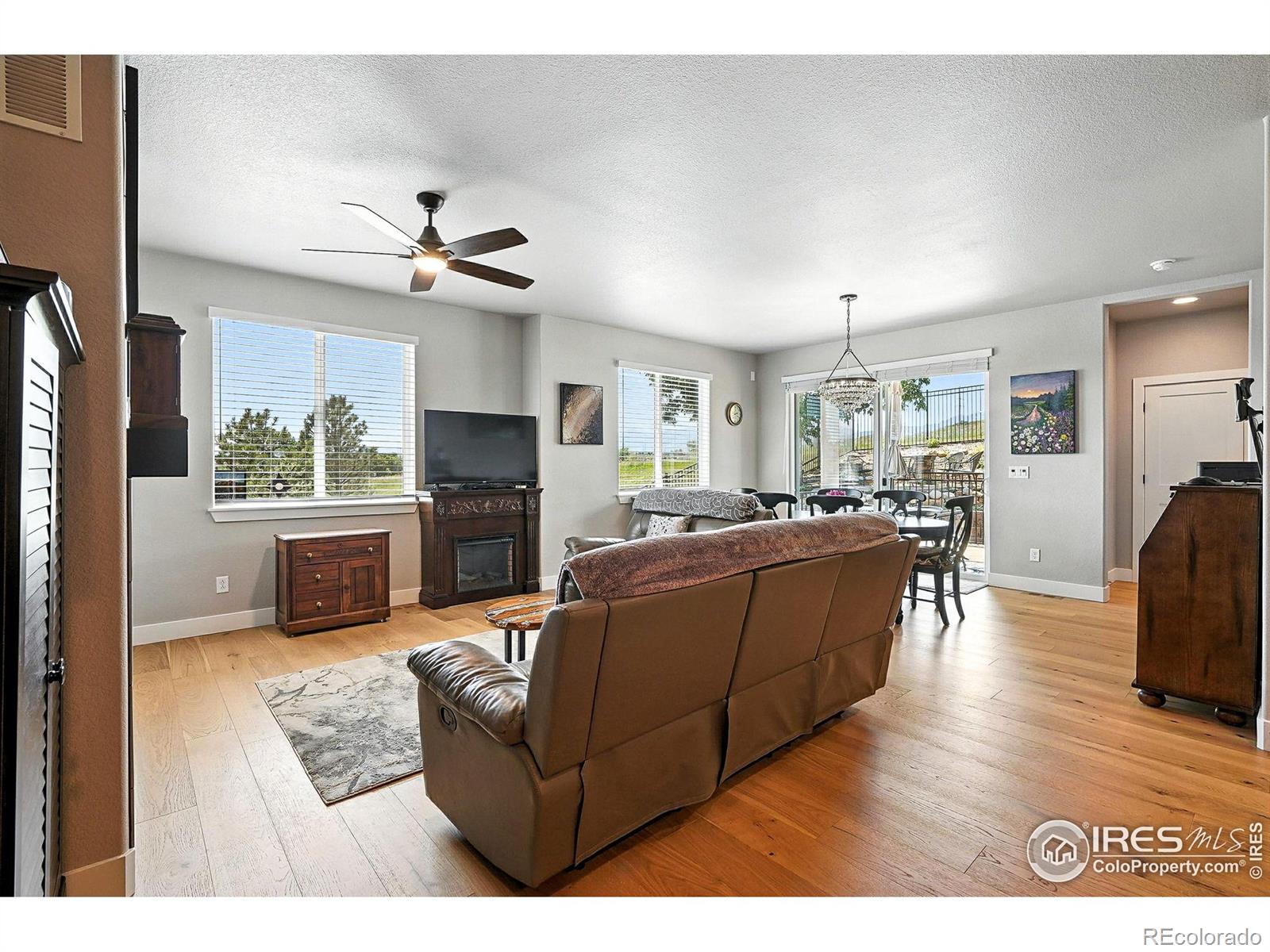 MLS Image #4 for 1101  hillside lane,louisville, Colorado
