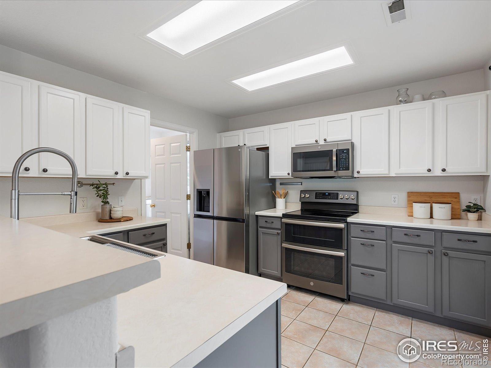 MLS Image #7 for 707  starkey court,erie, Colorado