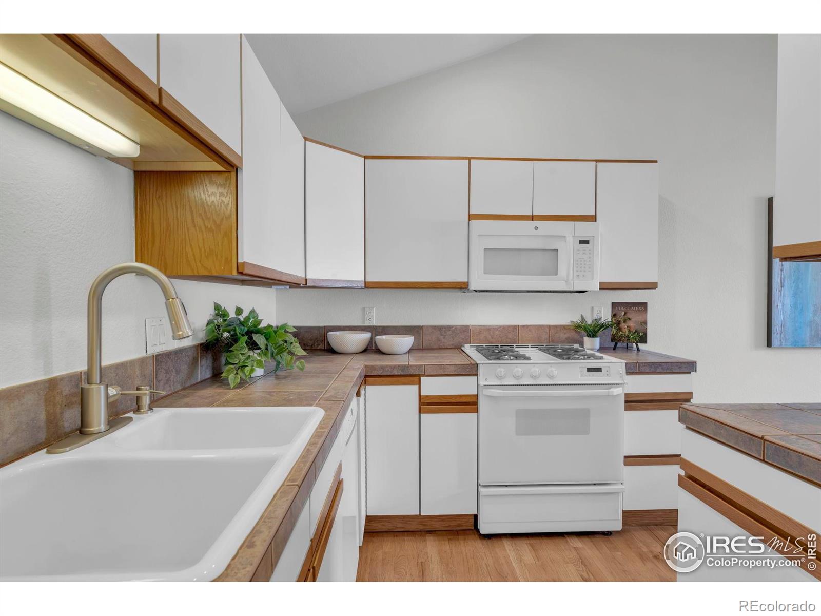 MLS Image #12 for 651  ridgeview drive,louisville, Colorado