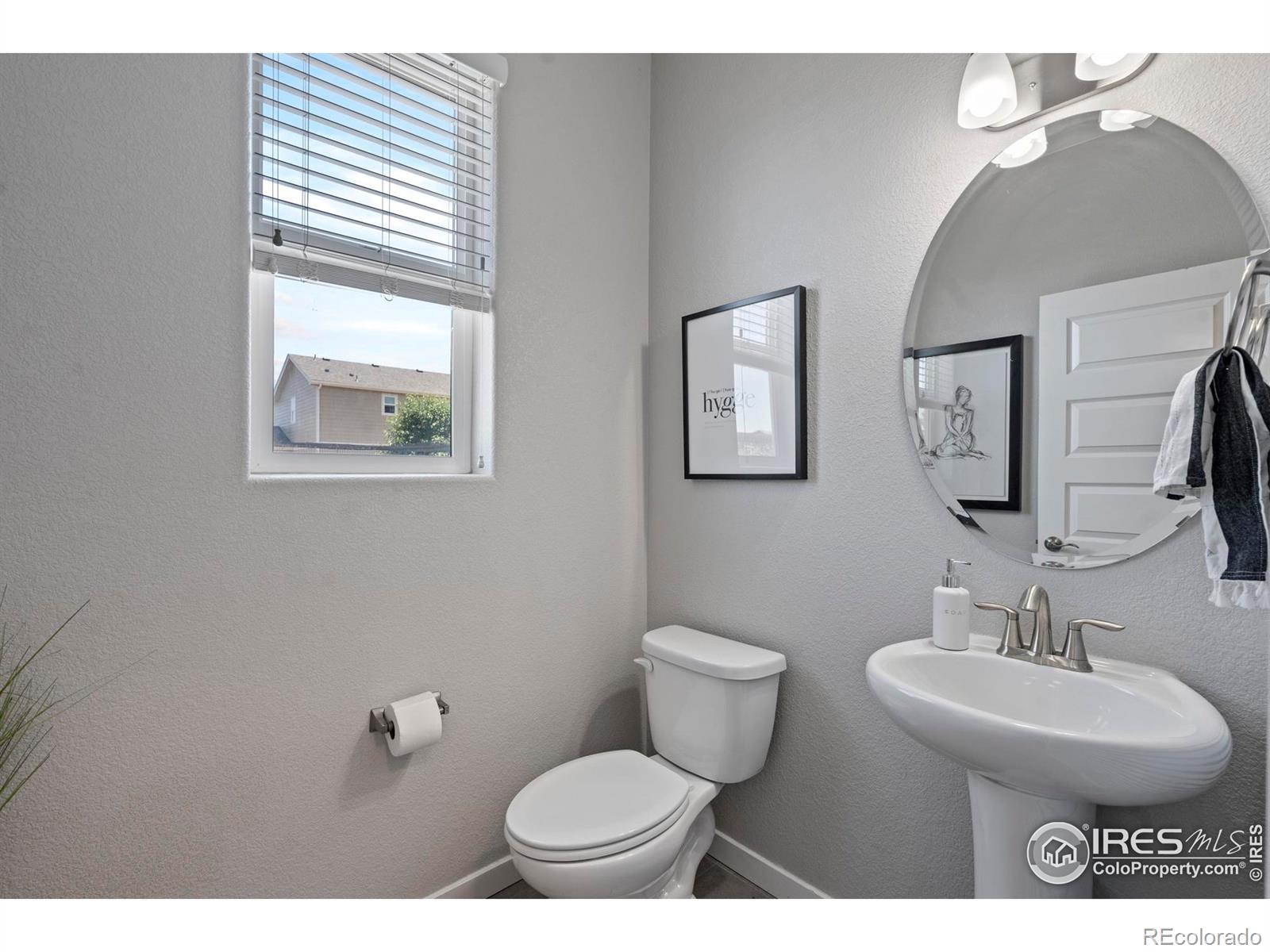 MLS Image #11 for 2332  tabor street,berthoud, Colorado